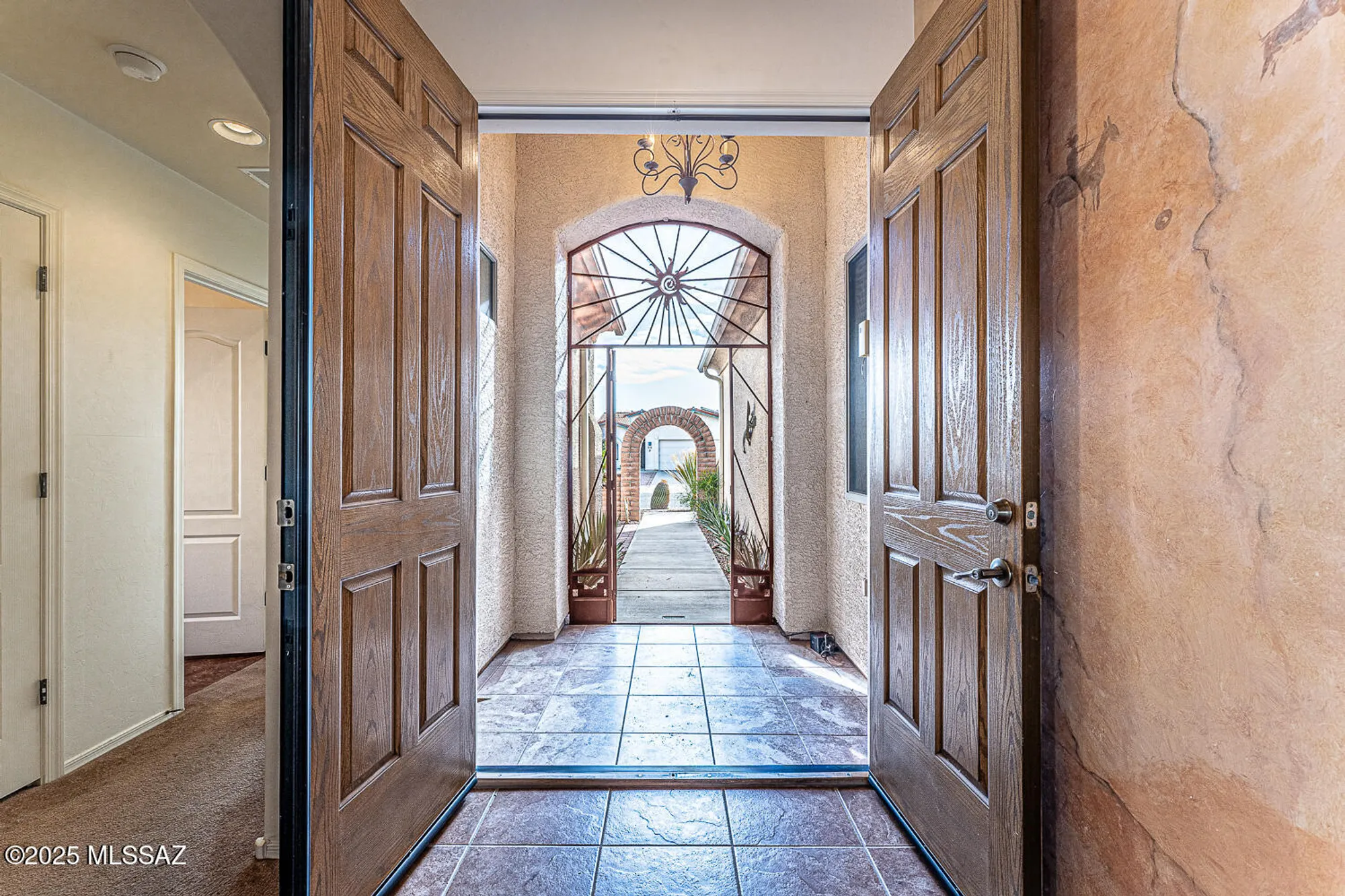 Property Slideshow image 6 of 51 | 267 n via la castellana, Green Valley, AZ, 85614