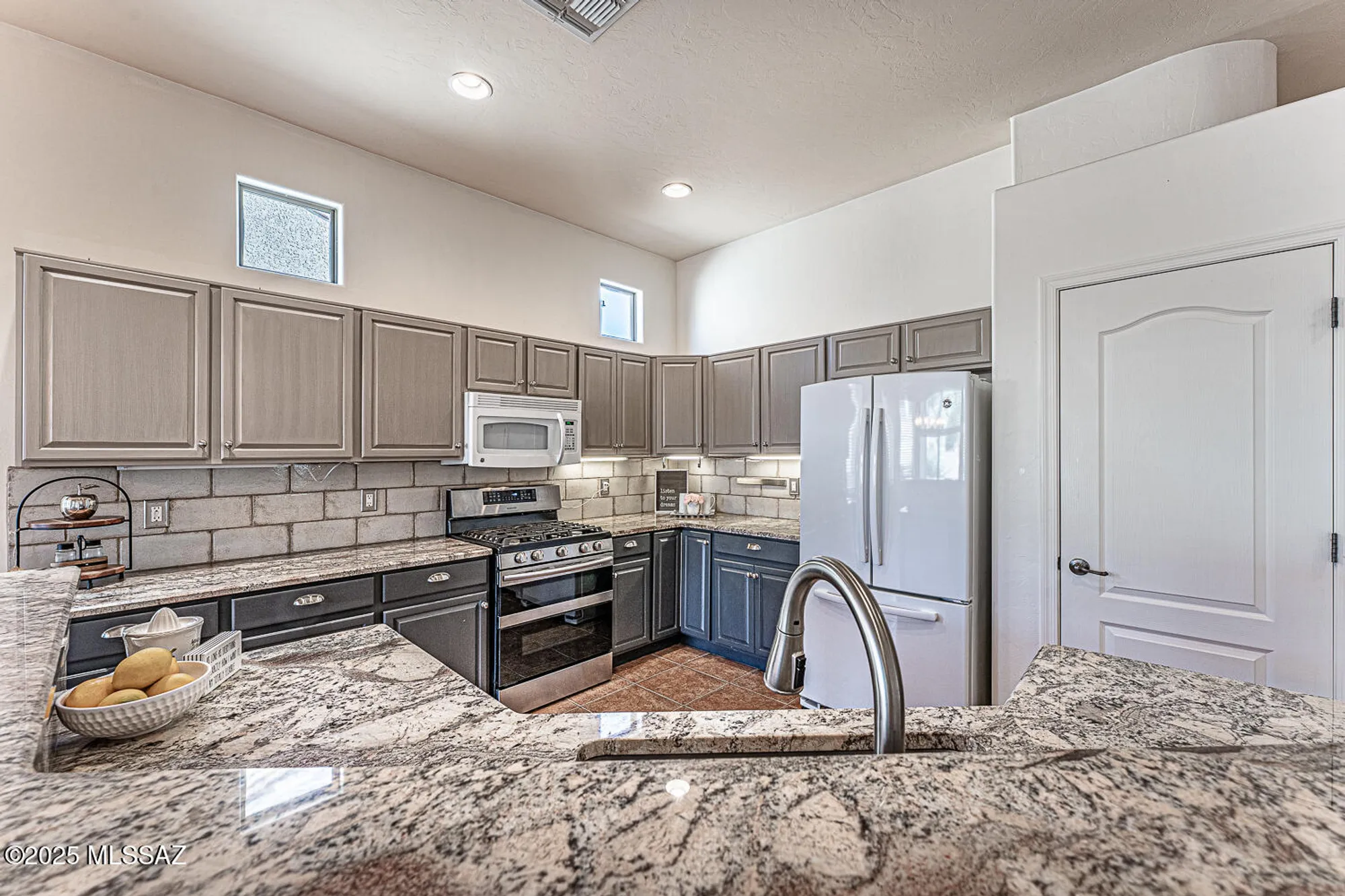 Property Slideshow image 15 of 51 | 267 n via la castellana, Green Valley, AZ, 85614