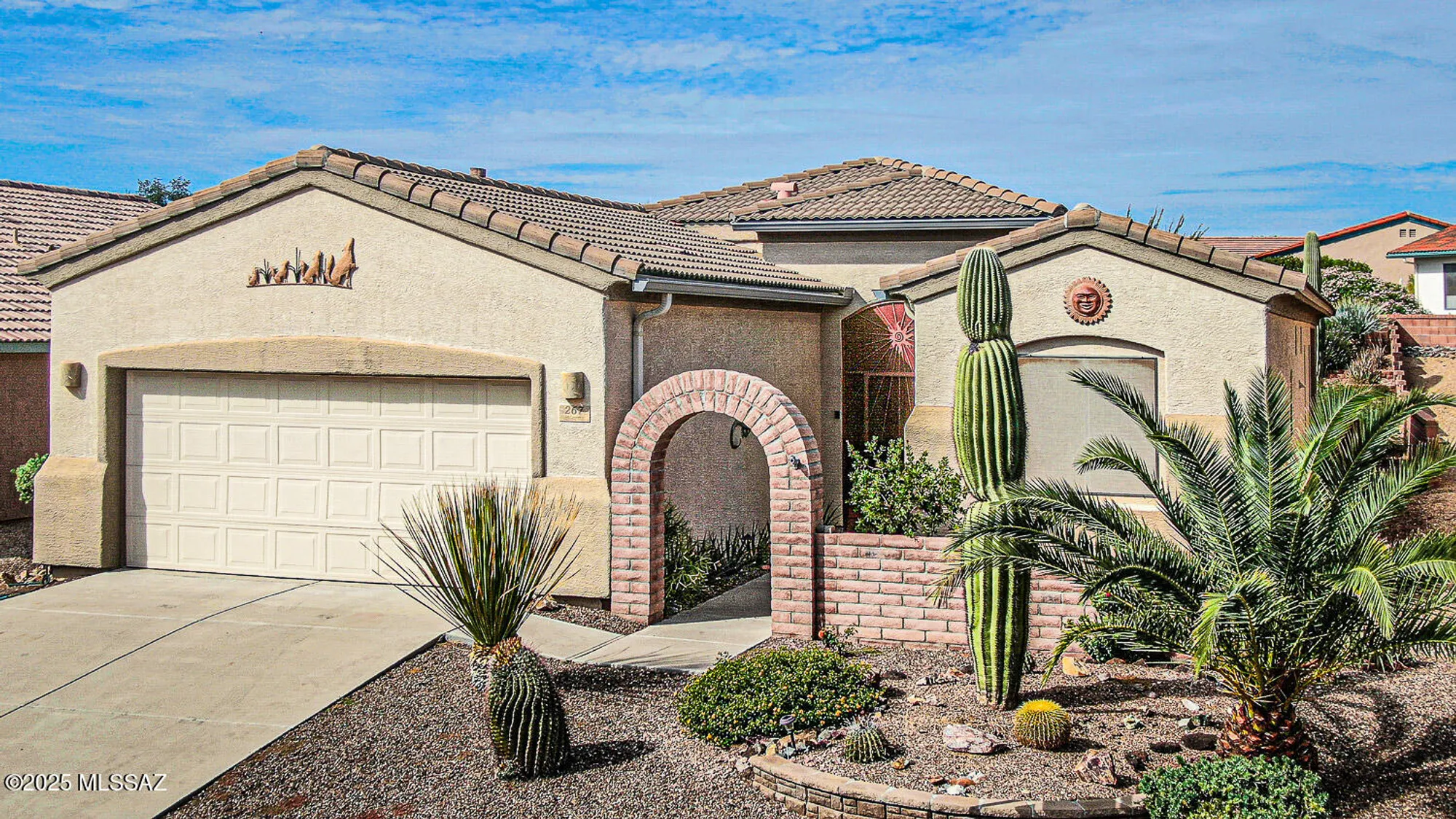 Property Slideshow image 2 of 51 | 267 n via la castellana, Green Valley, AZ, 85614