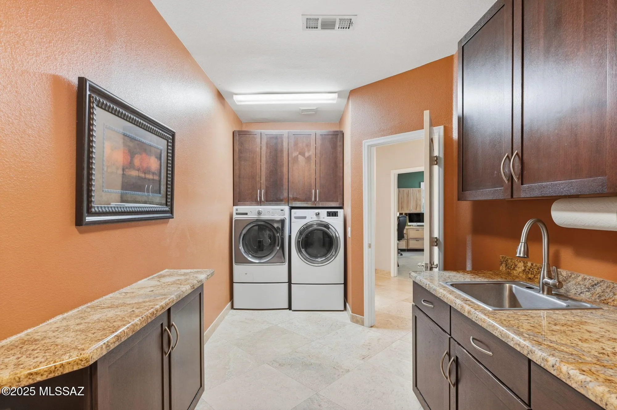 Property Slideshow image 31 of 50 | 38200 s stone ridge ct, Tucson, AZ, 85739