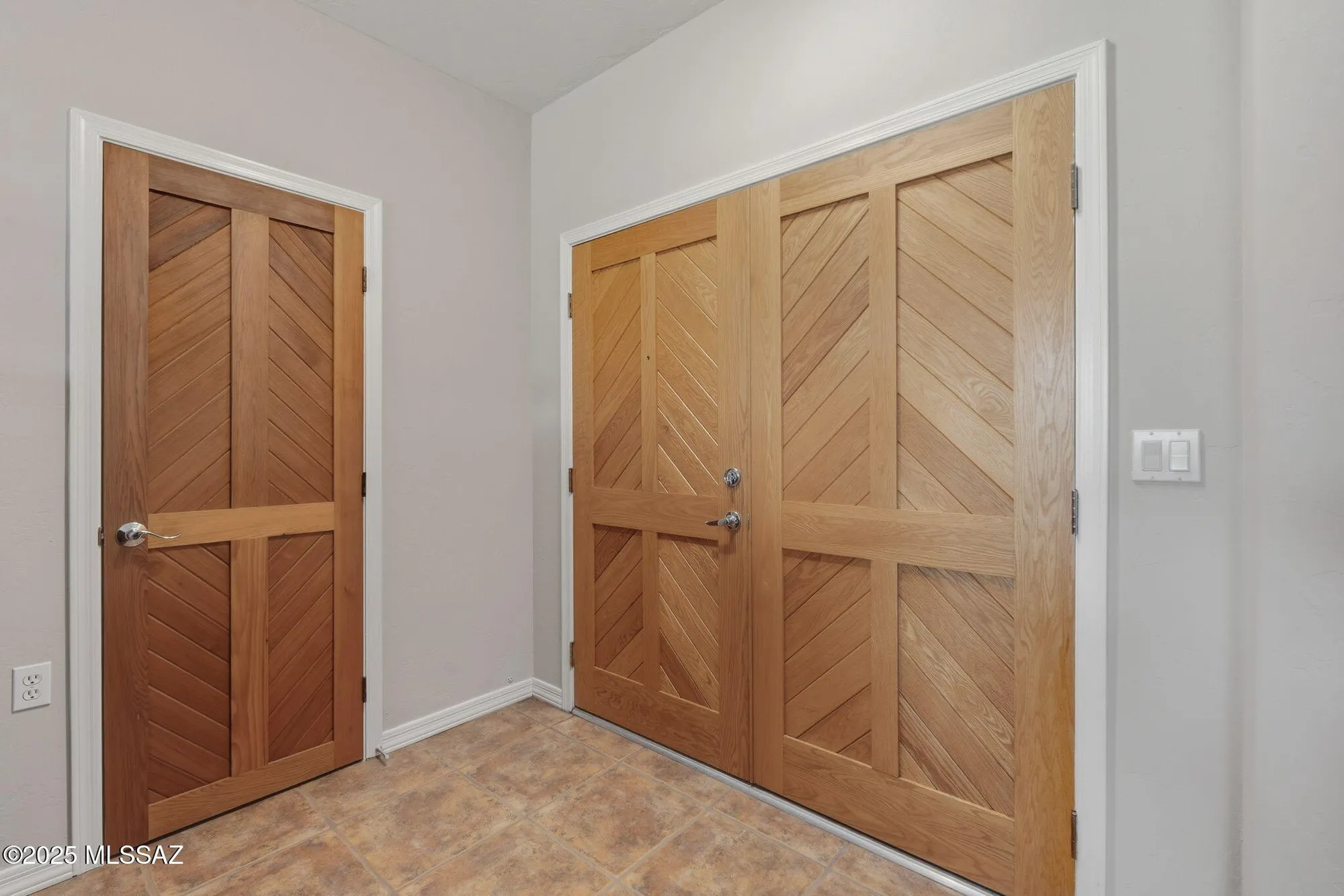 Property Slideshow image 7 of 45 | 3454 s abrego dr, Green Valley, AZ, 85614