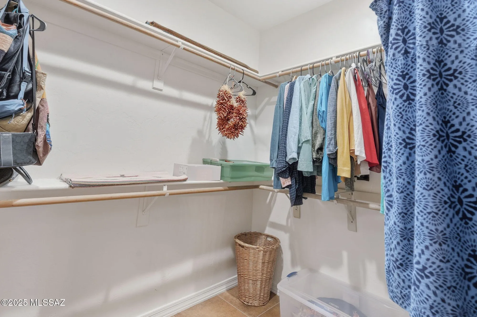 Property Slideshow image 26 of 45 | 3454 s abrego dr, Green Valley, AZ, 85614