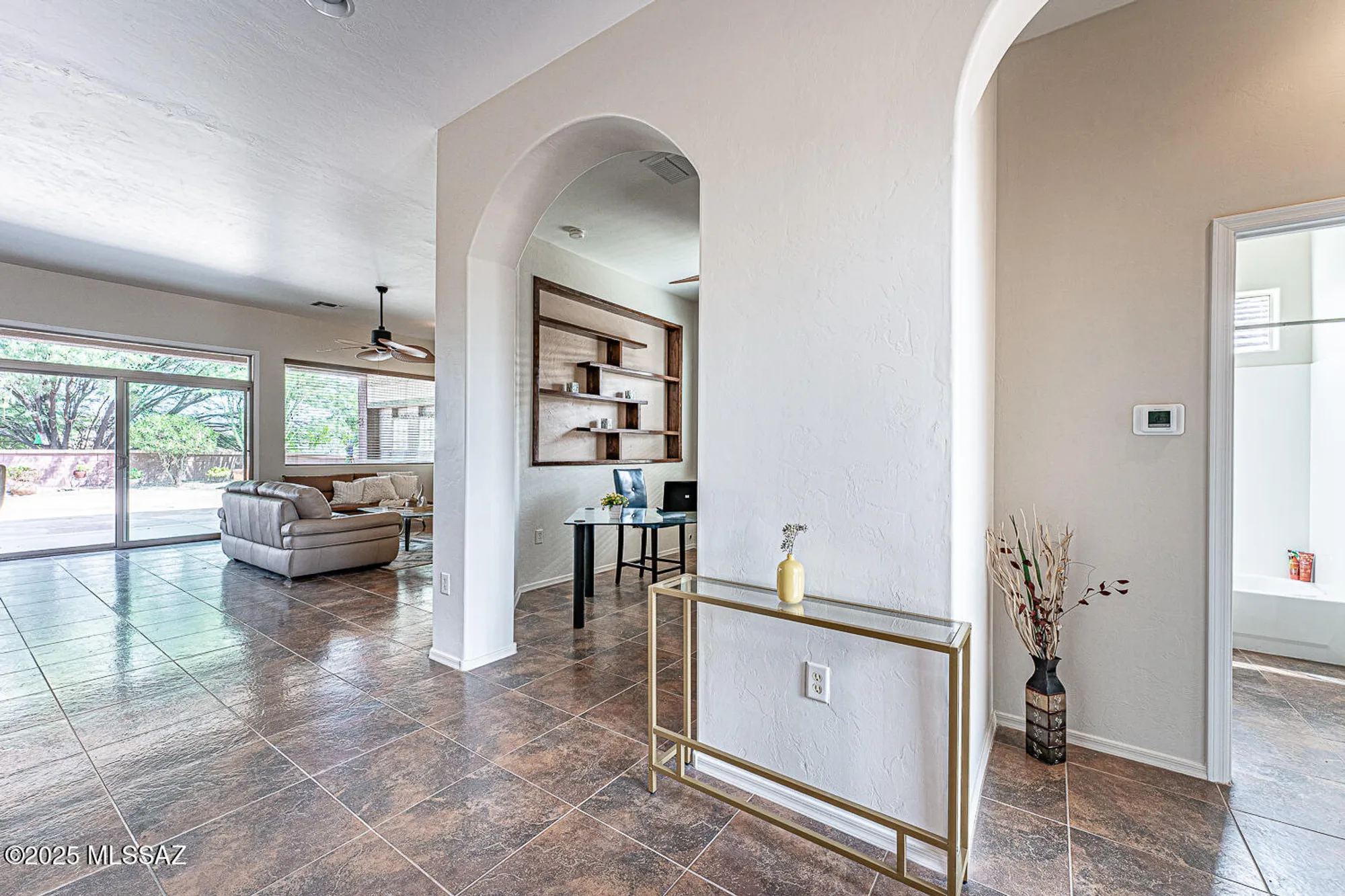 Property Slideshow image 6 of 48 | 2048 w cactus run dr, Green Valley, AZ, 85622