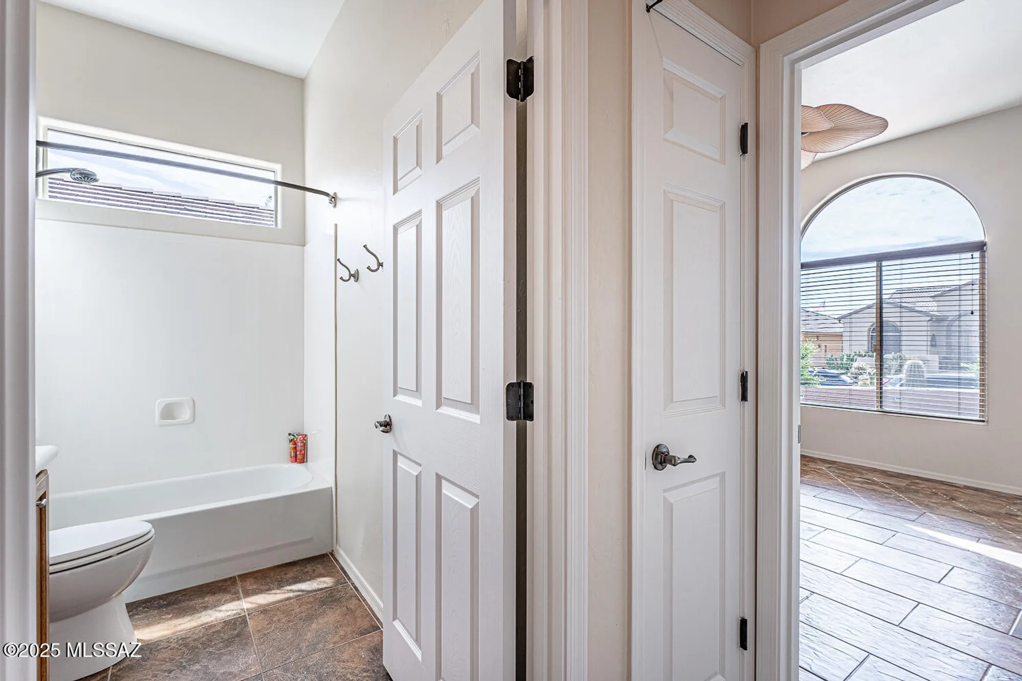 Property Slideshow image 32 of 48 | 2048 w cactus run dr, Green Valley, AZ, 85622