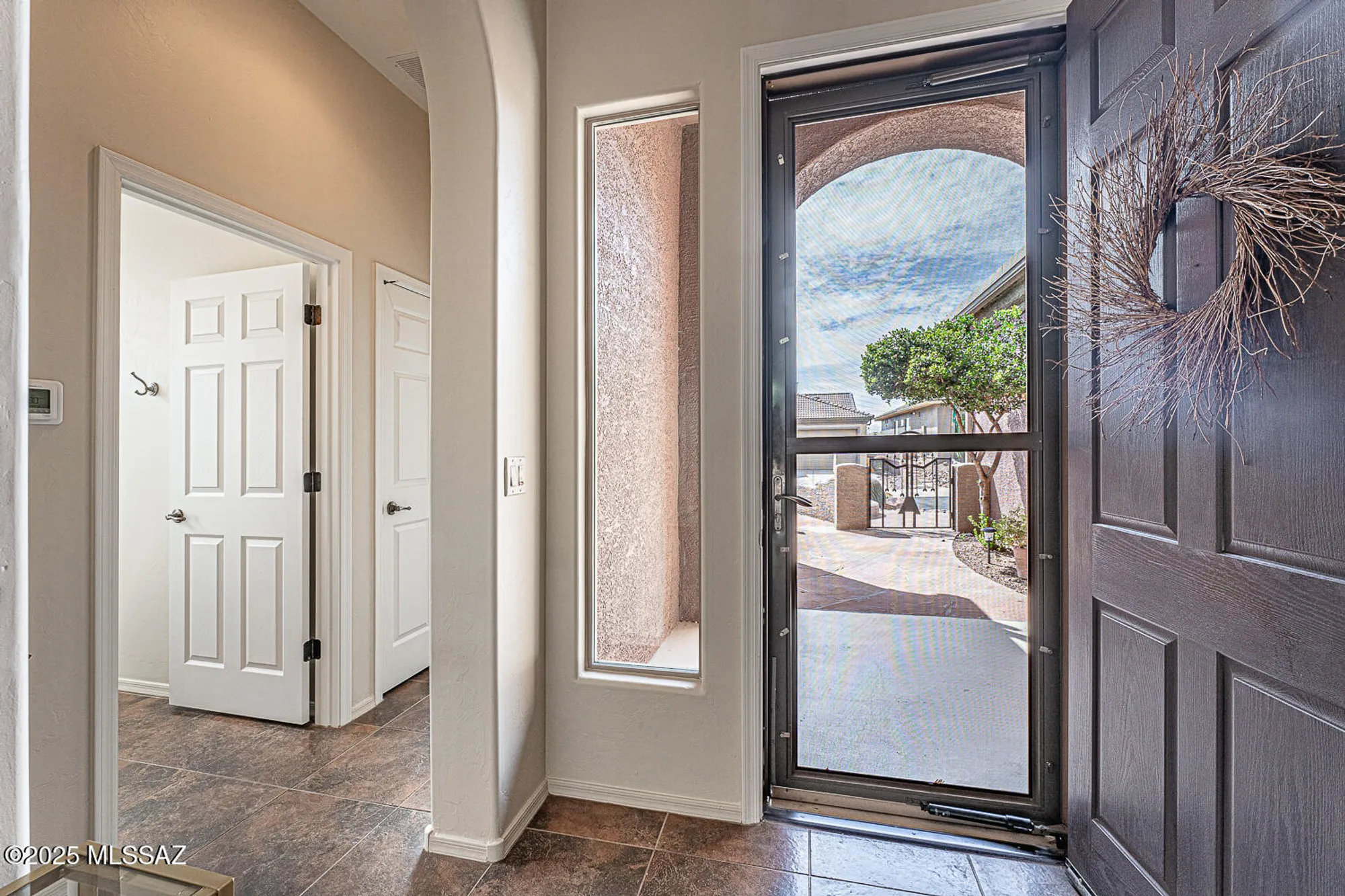 Property Slideshow image 4 of 48 | 2048 w cactus run dr, Green Valley, AZ, 85622