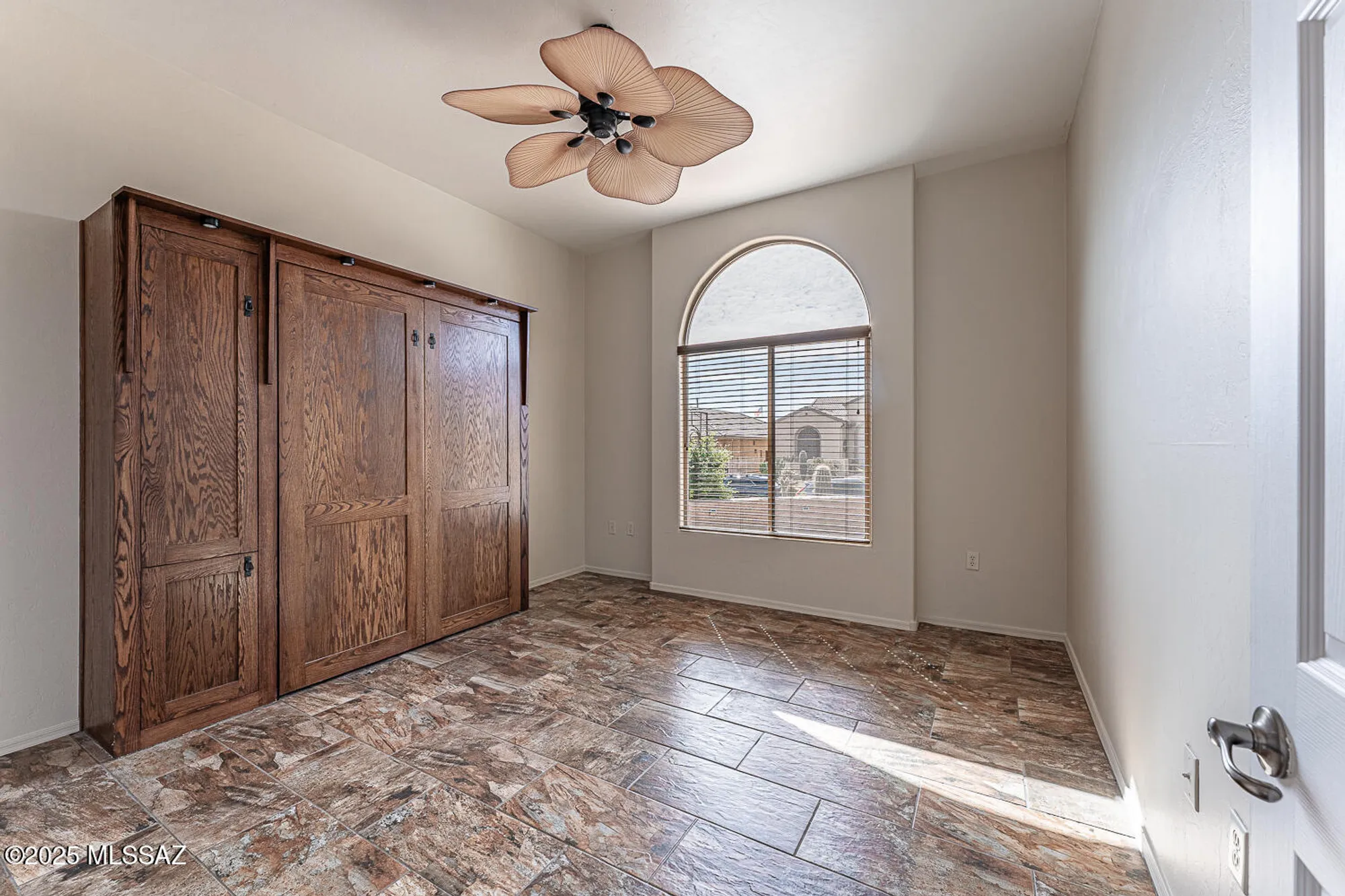 Property Slideshow image 29 of 48 | 2048 w cactus run dr, Green Valley, AZ, 85622