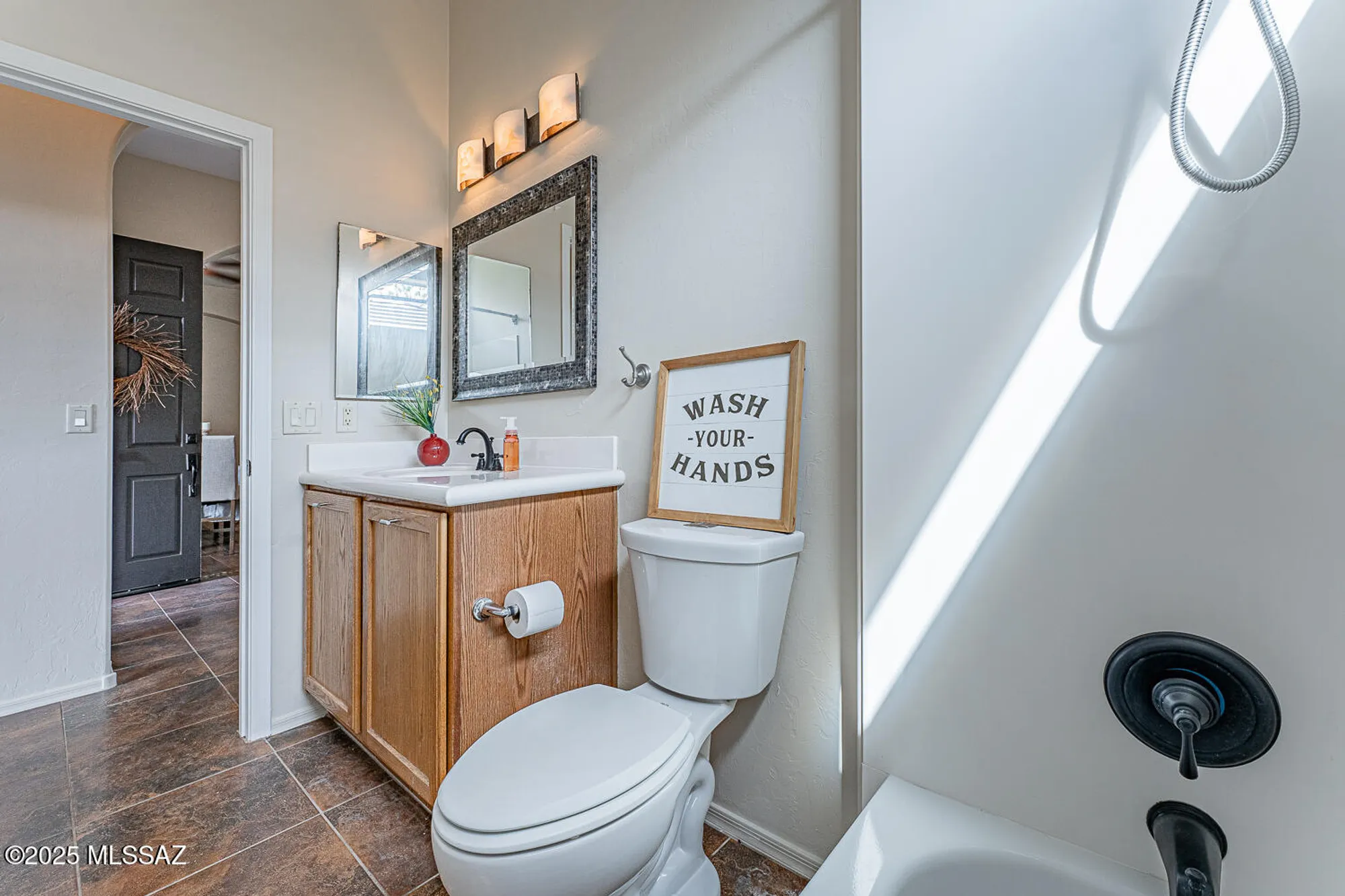 Property Slideshow image 34 of 48 | 2048 w cactus run dr, Green Valley, AZ, 85622