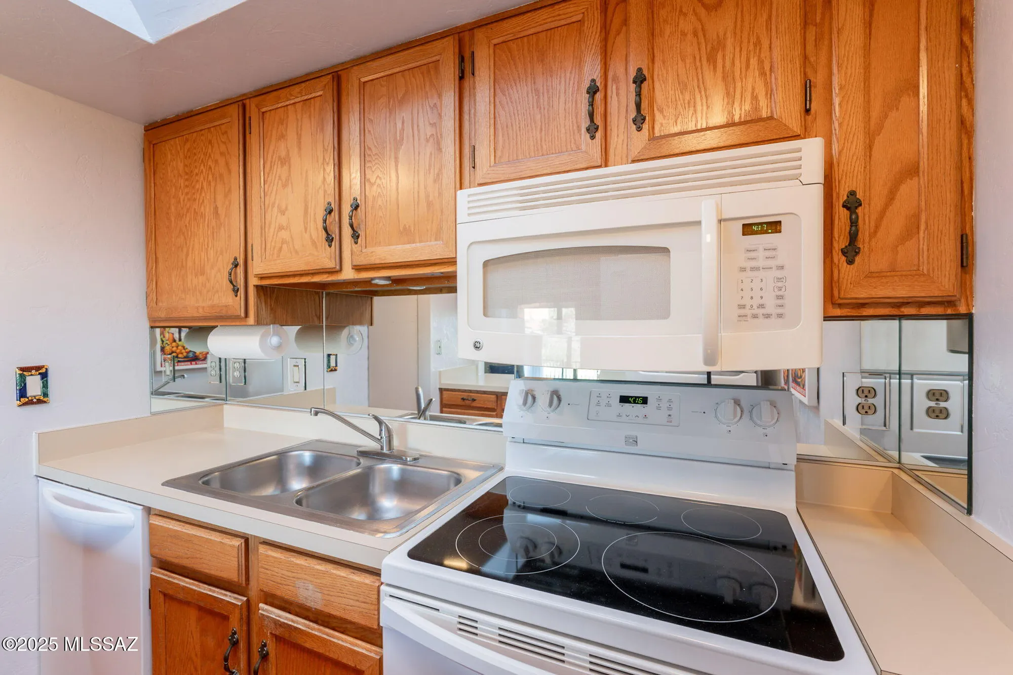 Property Slideshow image 15 of 21 | 2521 s calle de humes, Green Valley, AZ, 85622