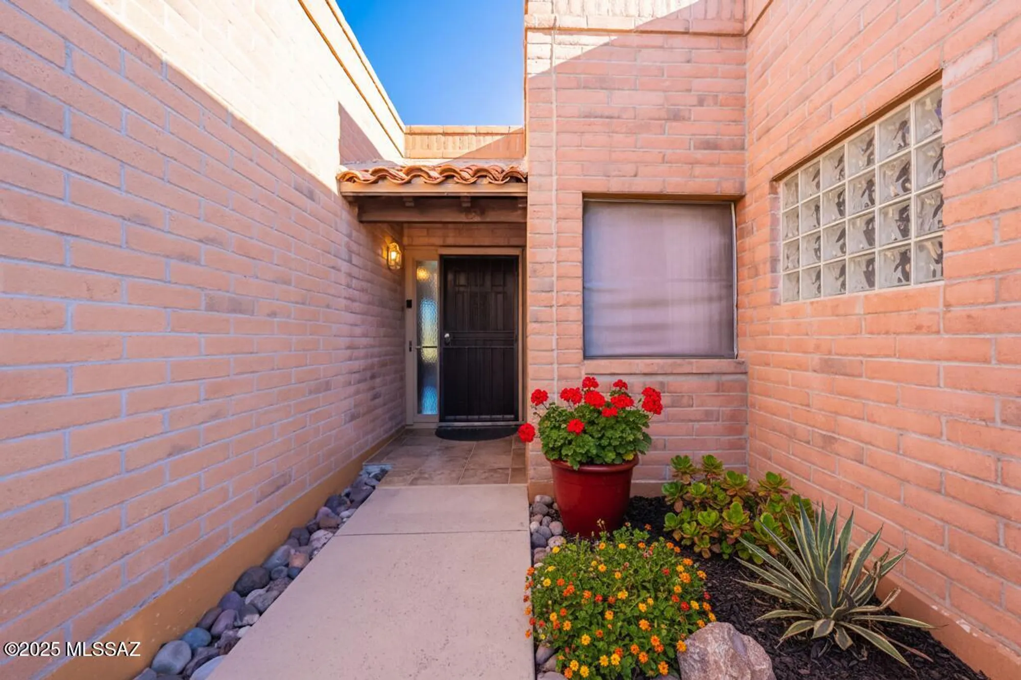Property Slideshow image 2 of 21 | 2521 s calle de humes, Green Valley, AZ, 85622