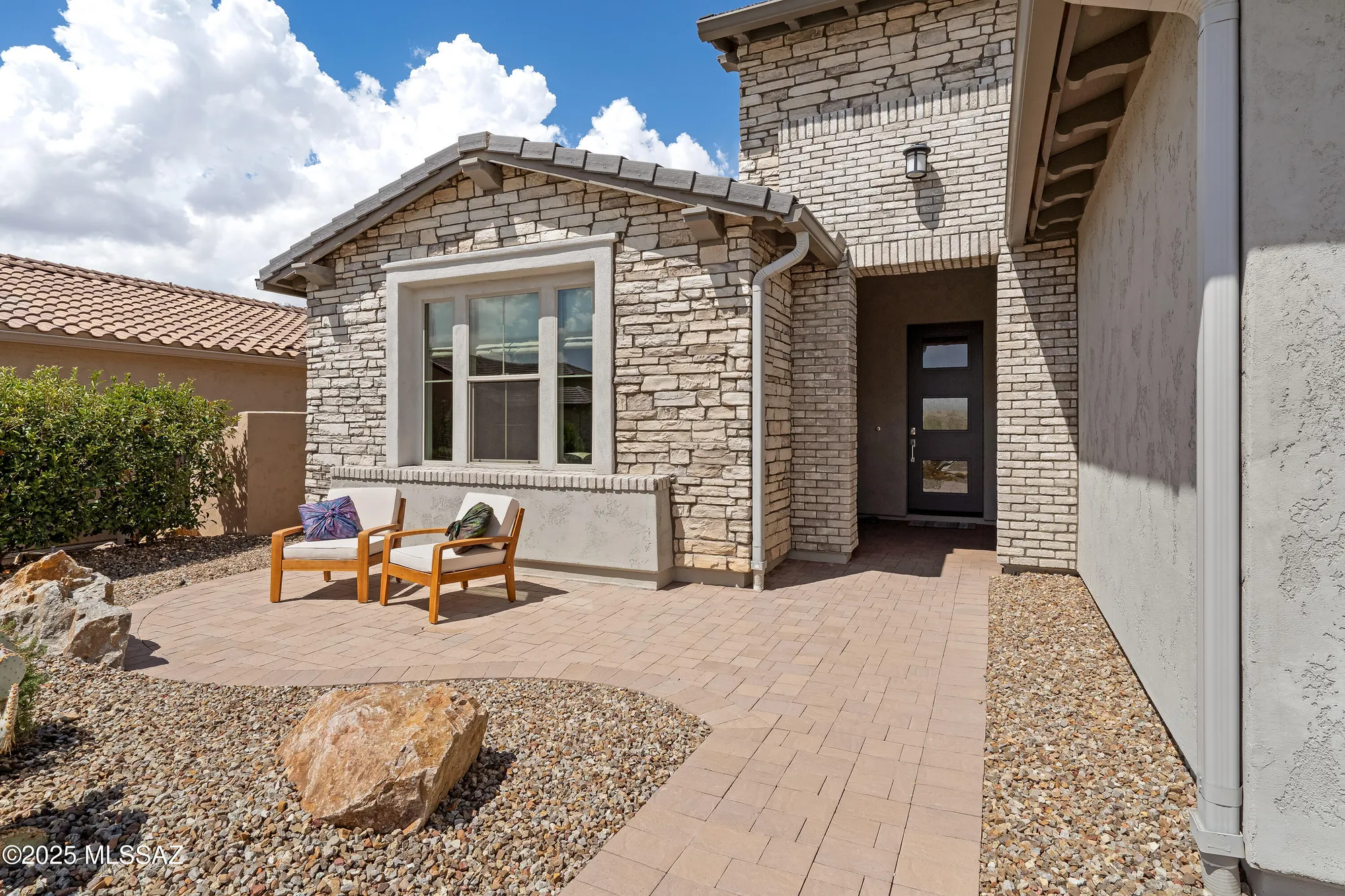 Property Slideshow image 2 of 33 | 61438 e shale rd, Oracle, AZ, 85623
