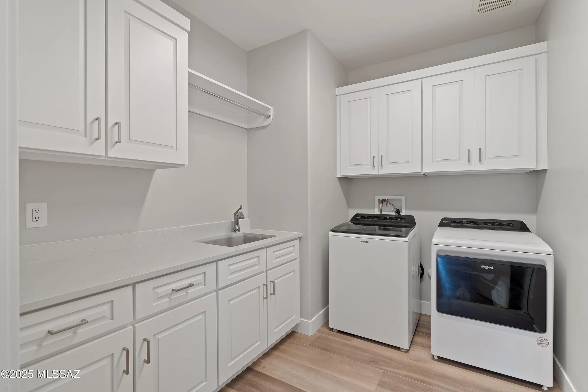 Property Slideshow image 19 of 33 | 61438 e shale rd, Oracle, AZ, 85623