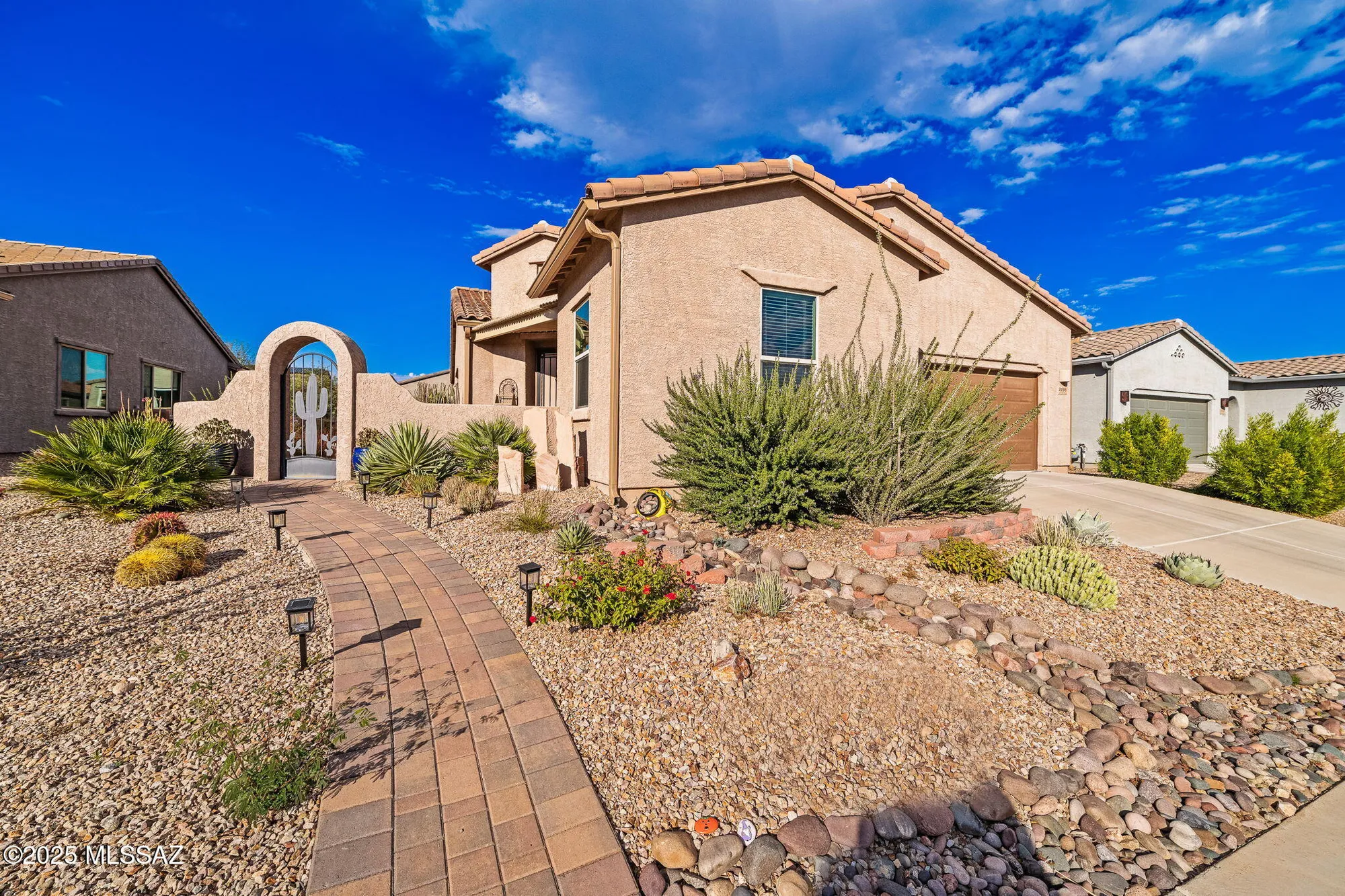 Property Slideshow image 1 of 48 | 2496 w music mountains dr, Green Valley, AZ, 85622