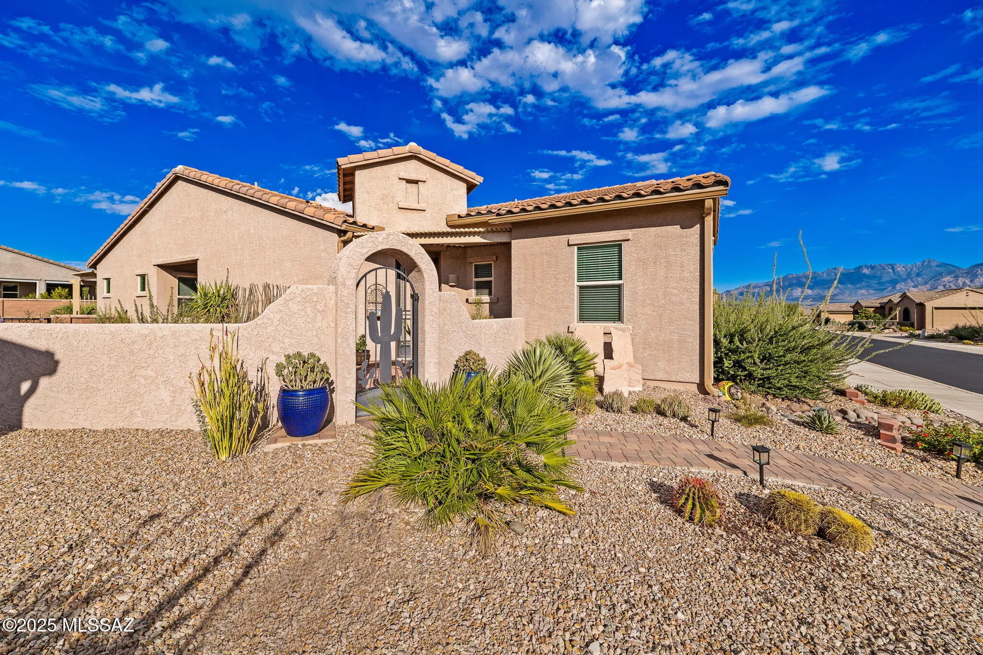 Property Slideshow image 5 of 48 | 2496 w music mountains dr, Green Valley, AZ, 85622