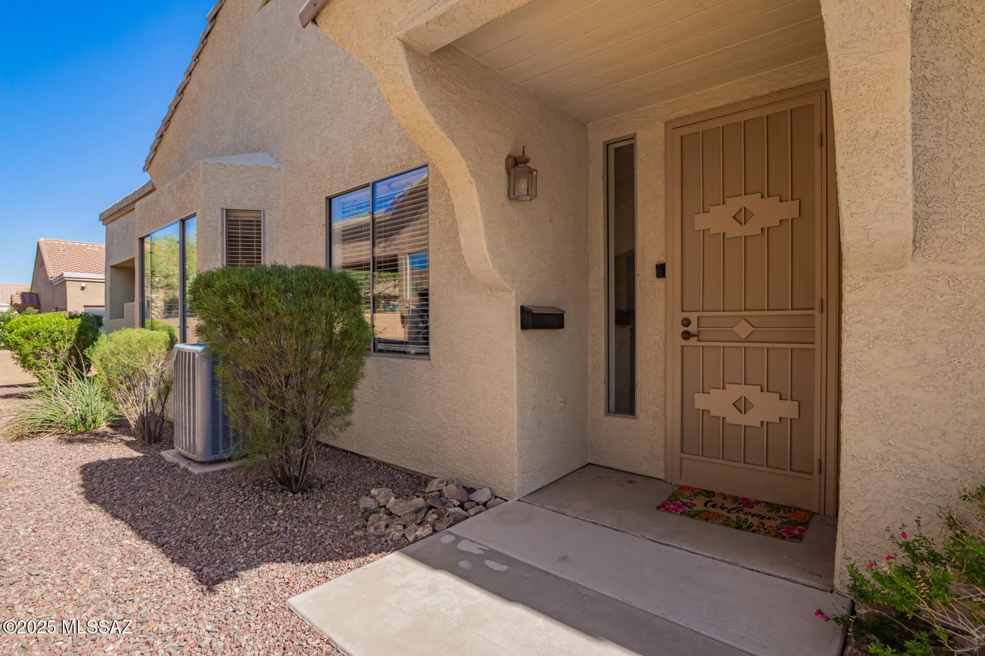 Property Slideshow image 13 of 38 | 496 w knotwood st, Green Valley, AZ, 85614