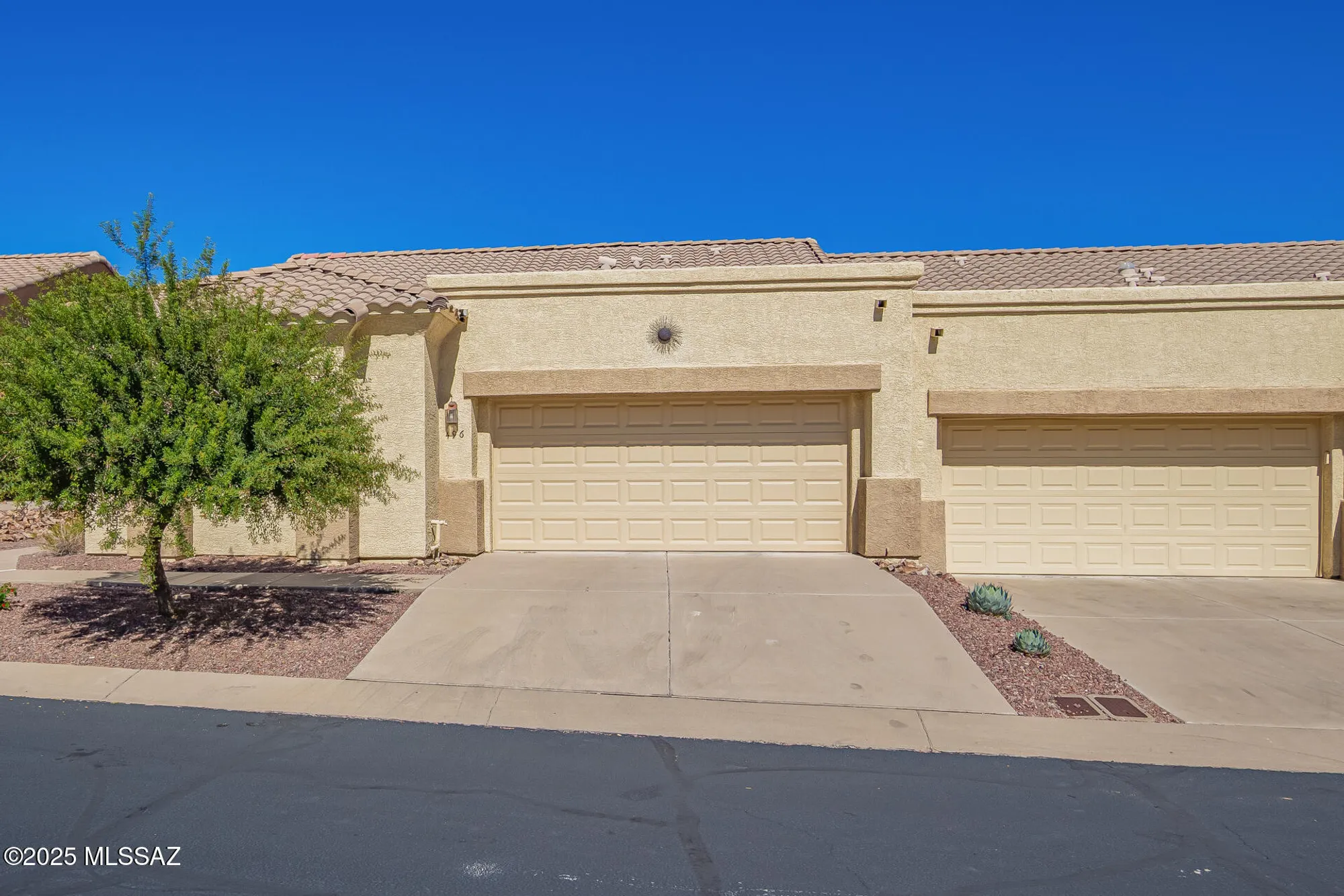 Property Slideshow image 11 of 38 | 496 w knotwood st, Green Valley, AZ, 85614