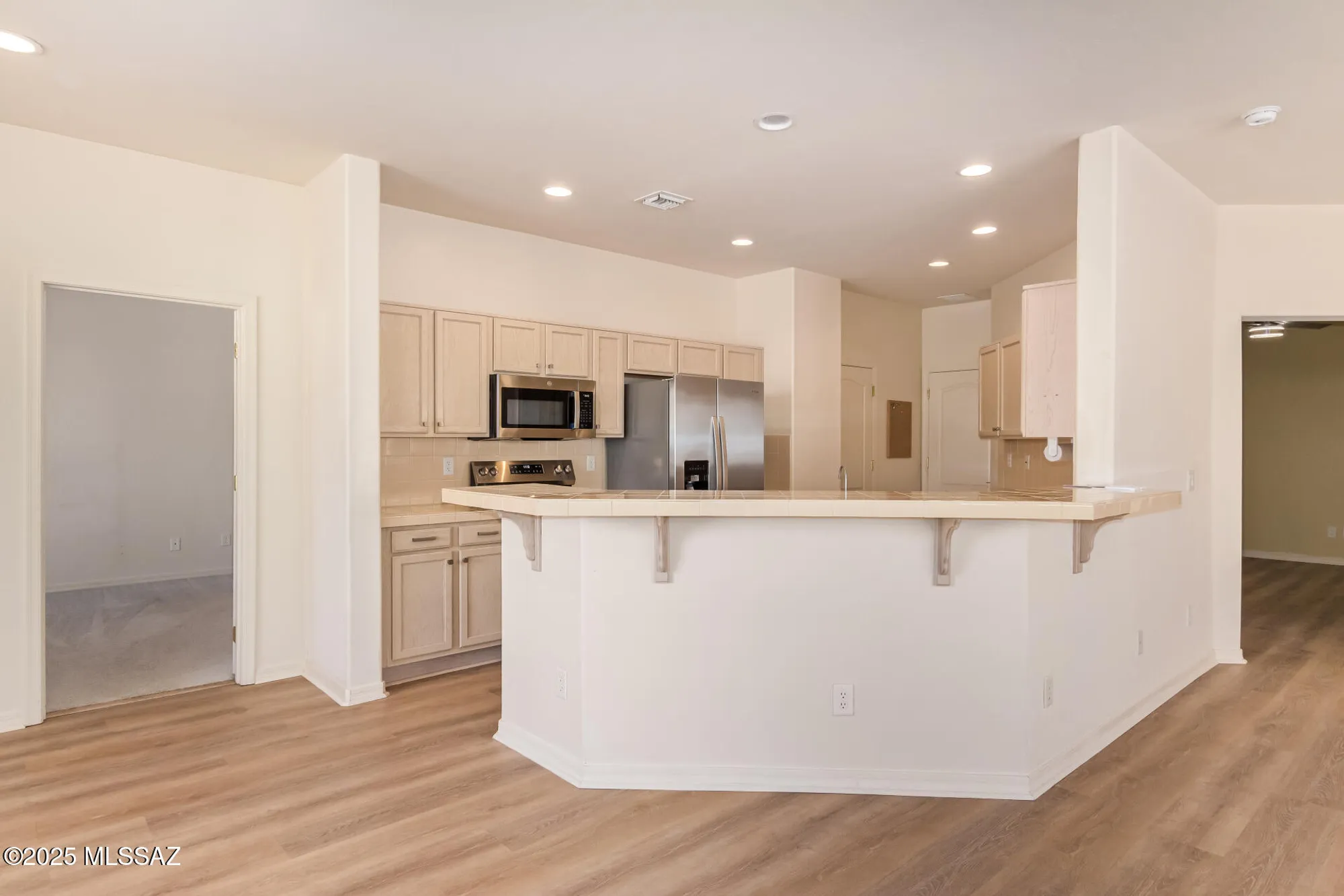 Property Slideshow image 20 of 38 | 496 w knotwood st, Green Valley, AZ, 85614