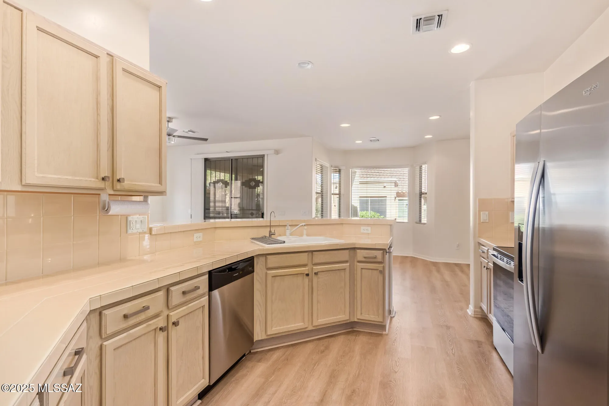 Property Slideshow image 22 of 38 | 496 w knotwood st, Green Valley, AZ, 85614