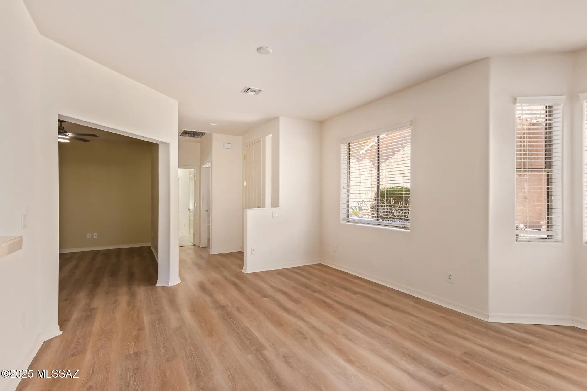 Property Slideshow image 18 of 38 | 496 w knotwood st, Green Valley, AZ, 85614