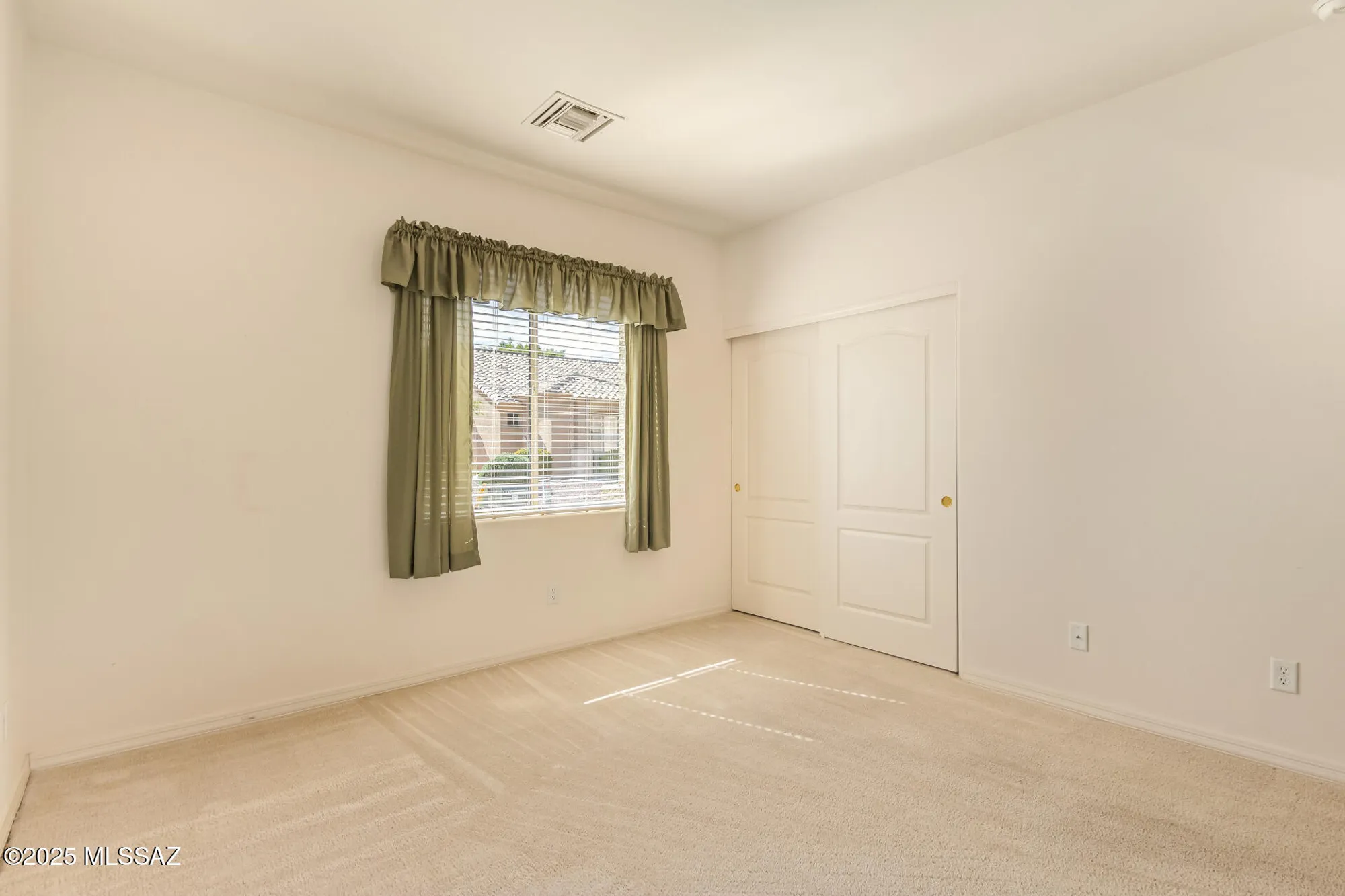 Property Slideshow image 31 of 38 | 496 w knotwood st, Green Valley, AZ, 85614