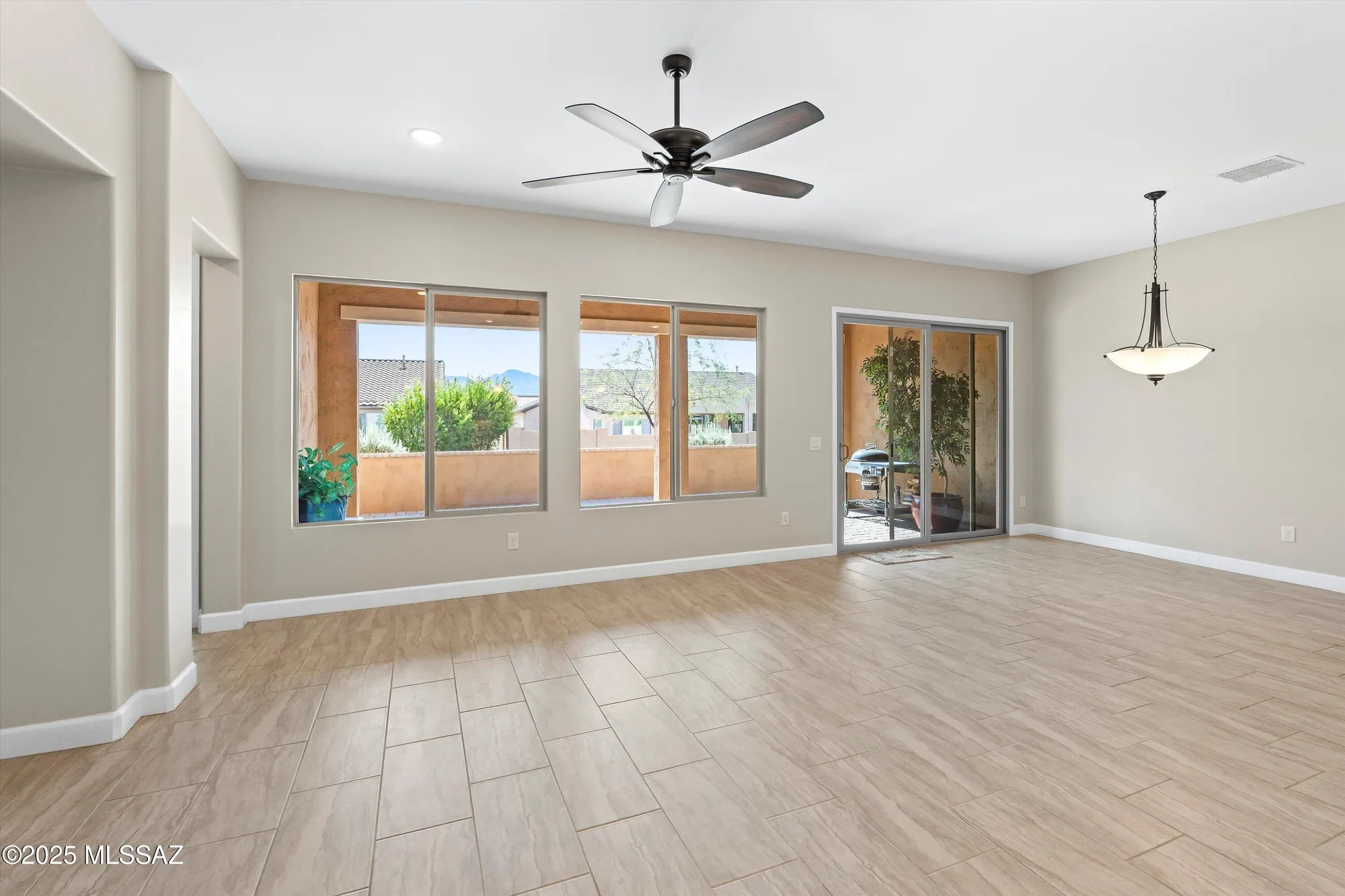 Property Slideshow image 13 of 31 | 62797 e thunder rock dr, Saddlebrooke, AZ, 85739
