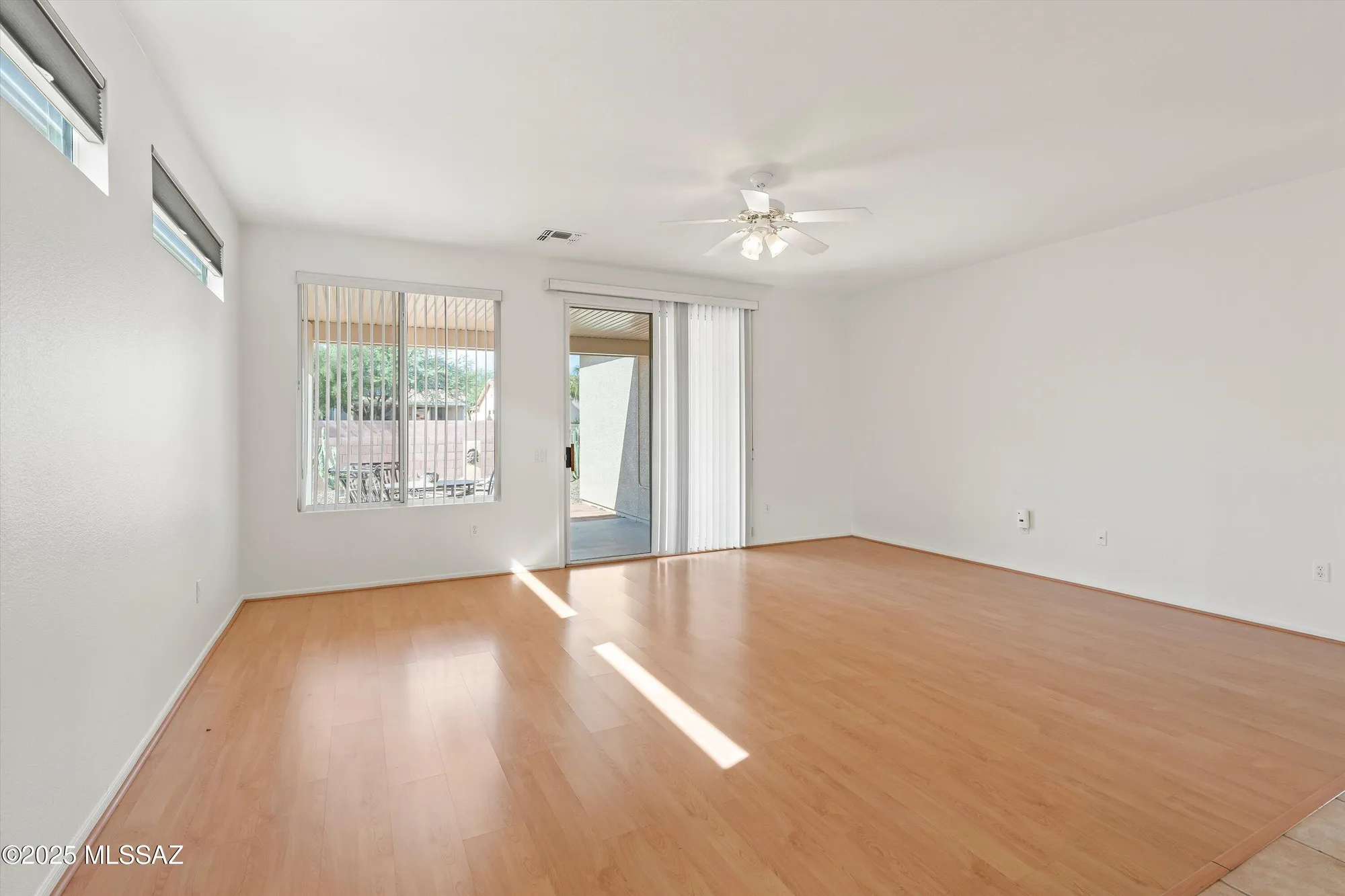 Property Slideshow image 4 of 46 | 9349 n sombrero canyon dr, Tucson, AZ, 85743