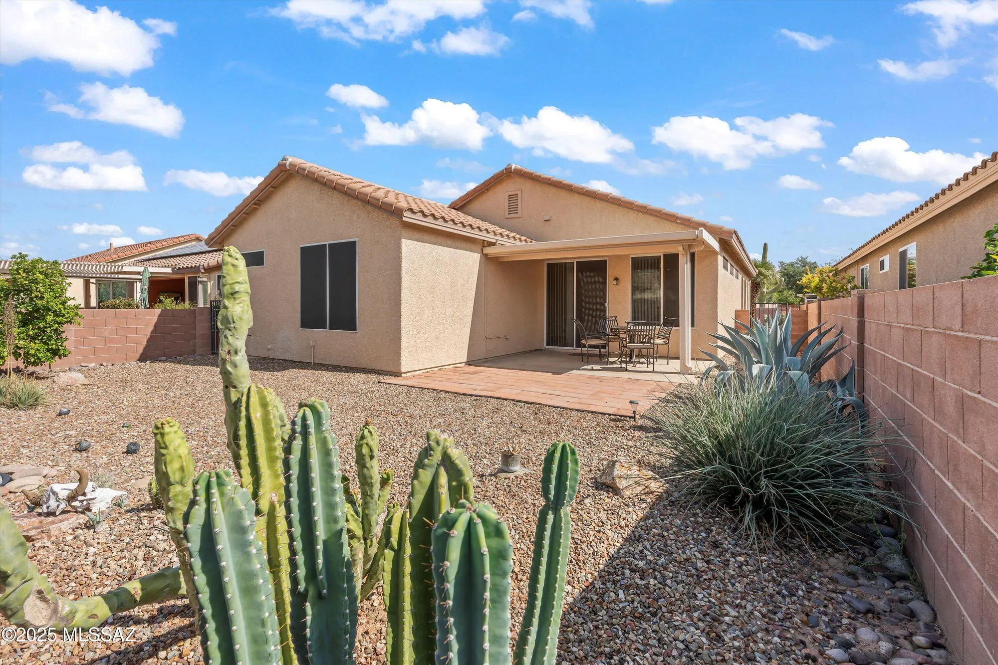 Property Slideshow image 31 of 46 | 9349 n sombrero canyon dr, Tucson, AZ, 85743