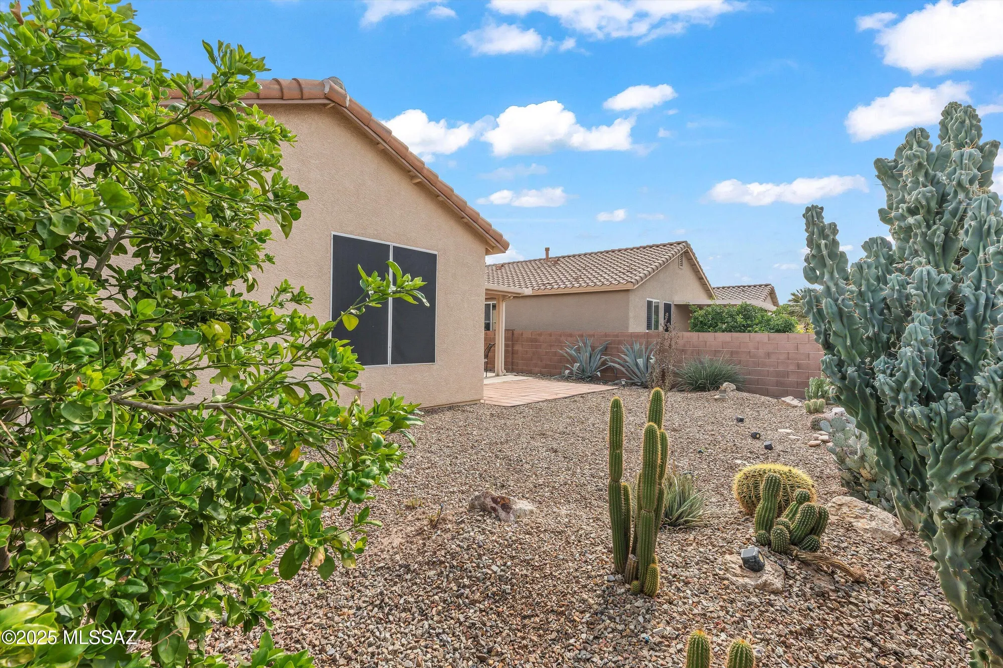 Property Slideshow image 33 of 46 | 9349 n sombrero canyon dr, Tucson, AZ, 85743