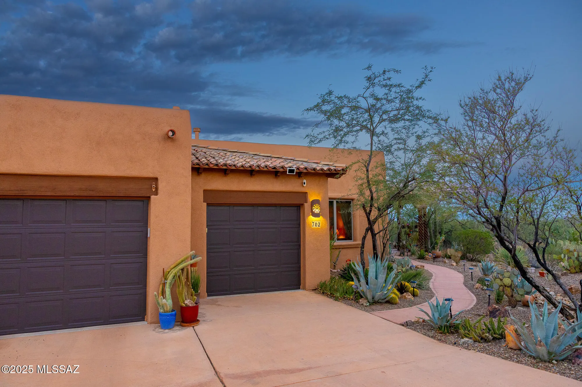 Property Slideshow image 4 of 48 | 762 w placita quieta, Green Valley, AZ, 85622
