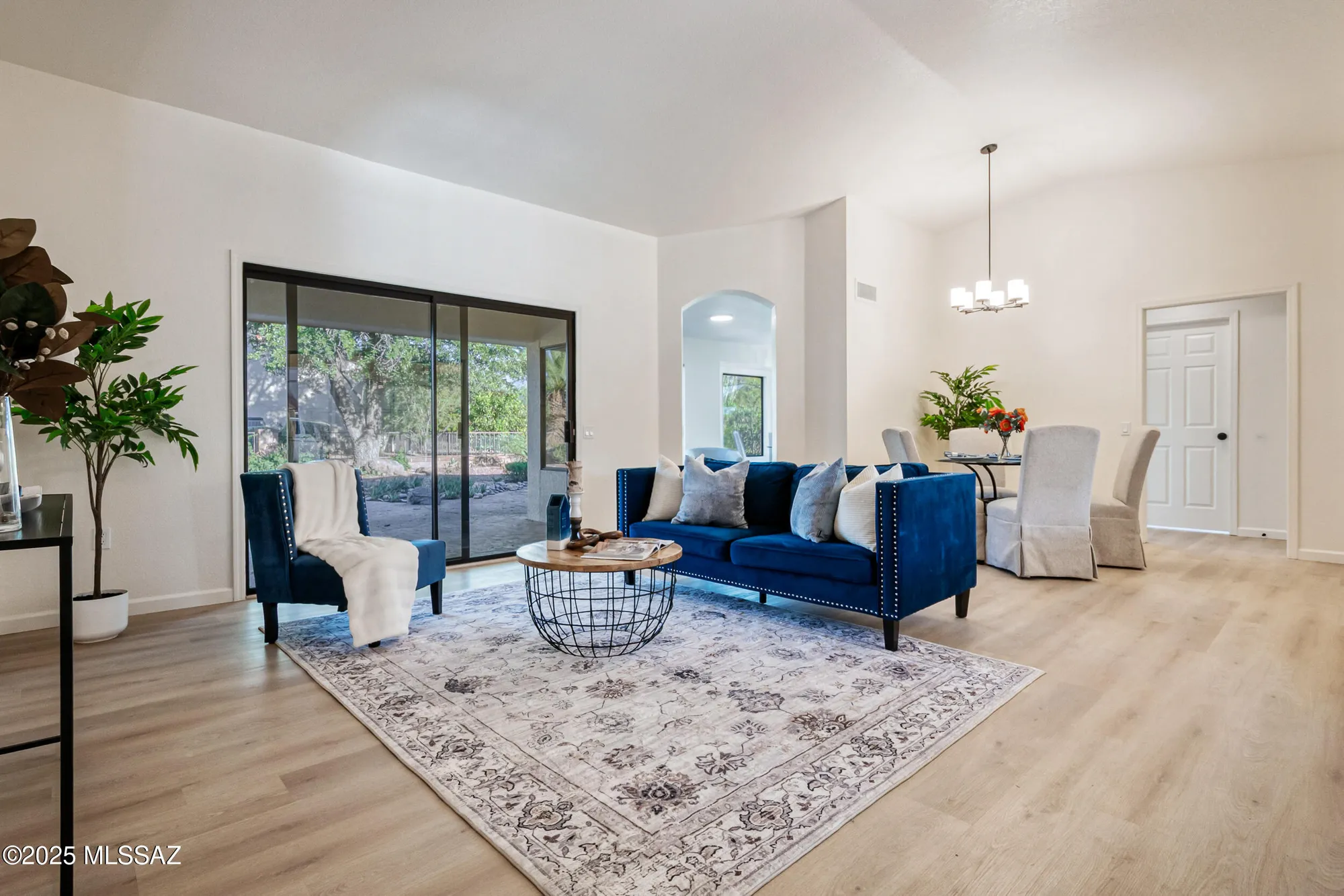 Property Slideshow image 6 of 42 | 14660 n flagstone dr, Oro Valley, AZ, 85755