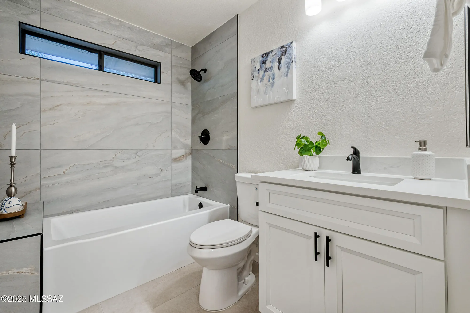 Property Slideshow image 31 of 42 | 14660 n flagstone dr, Oro Valley, AZ, 85755