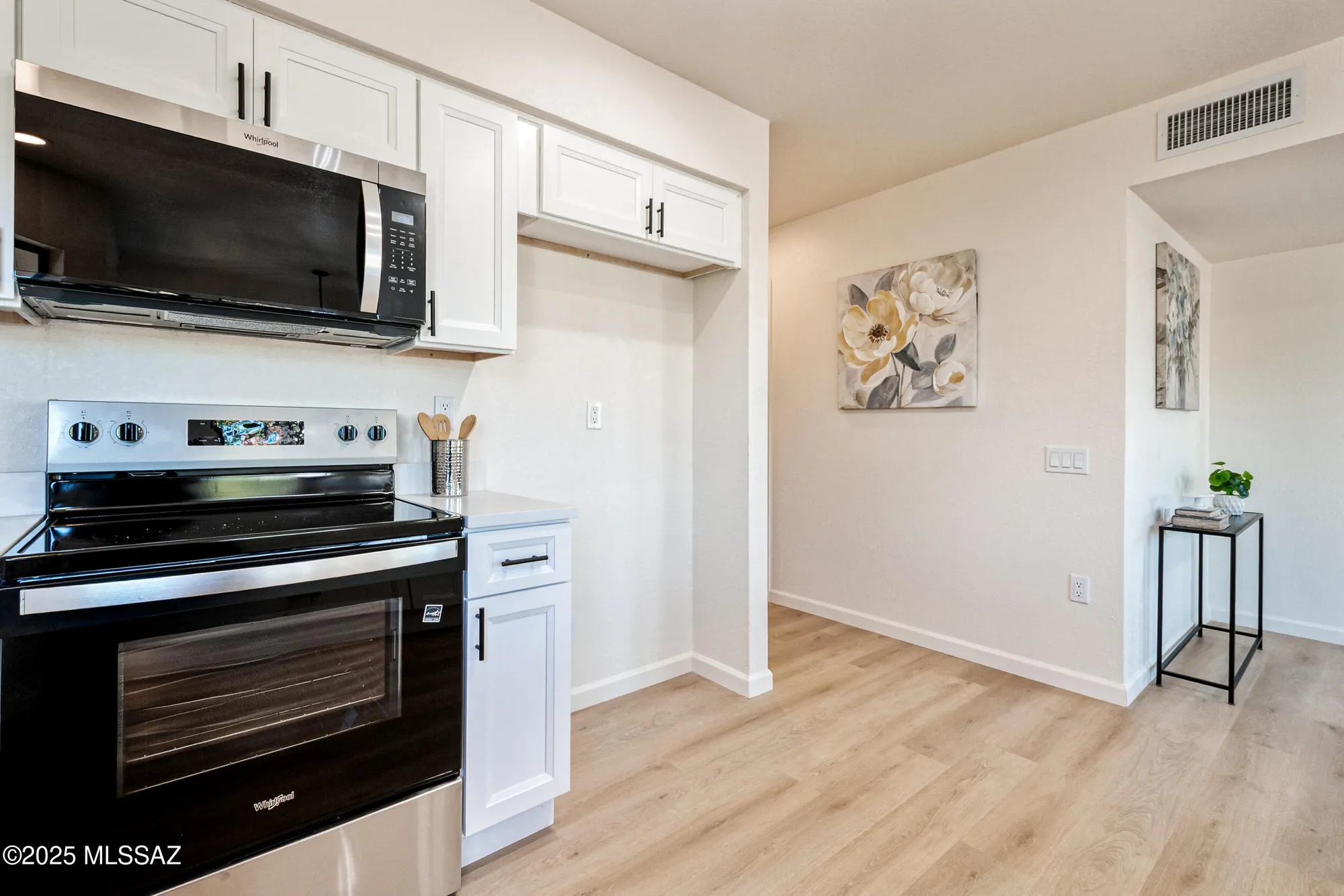 Property Slideshow image 17 of 42 | 14660 n flagstone dr, Oro Valley, AZ, 85755