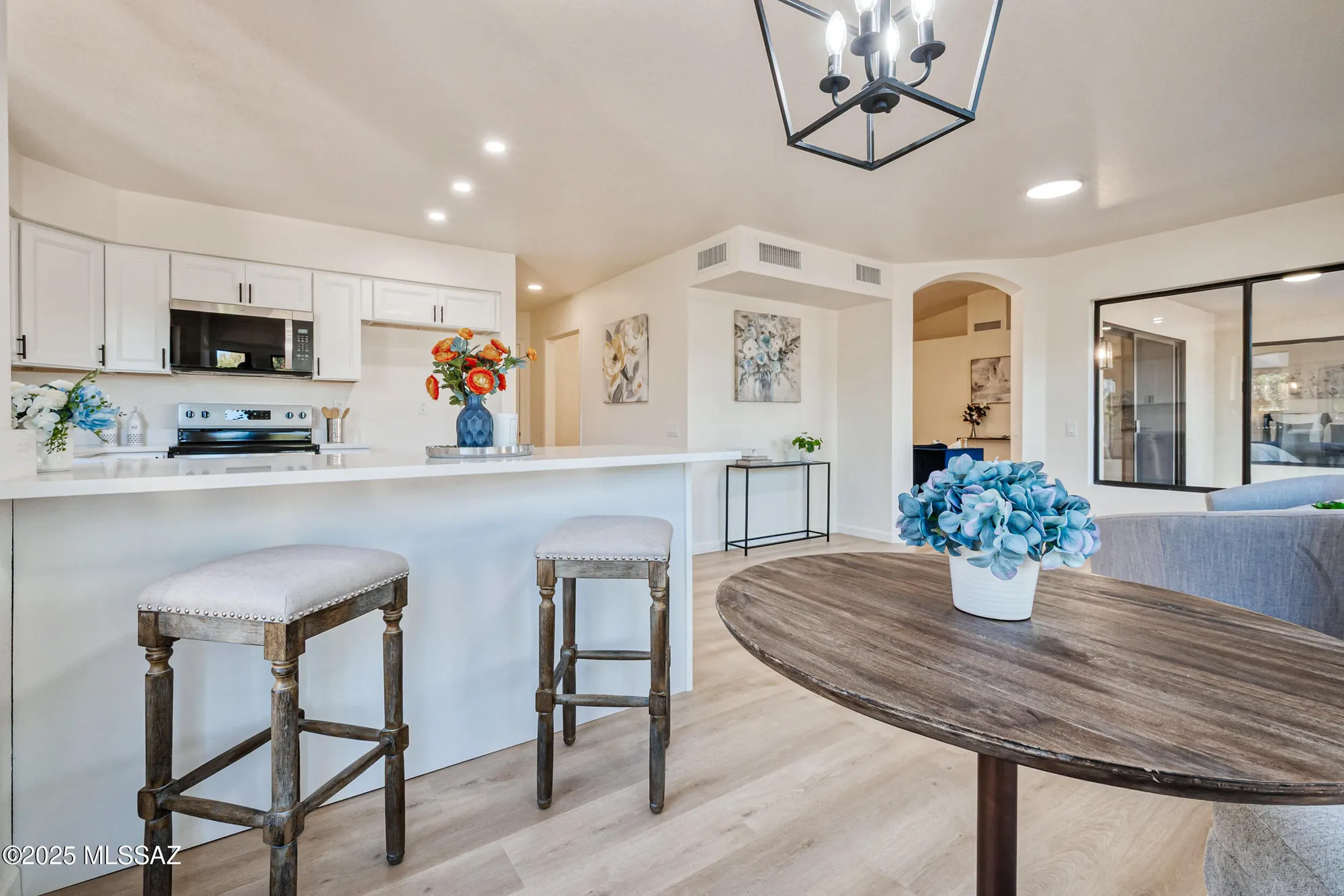 Property Slideshow image 18 of 42 | 14660 n flagstone dr, Oro Valley, AZ, 85755