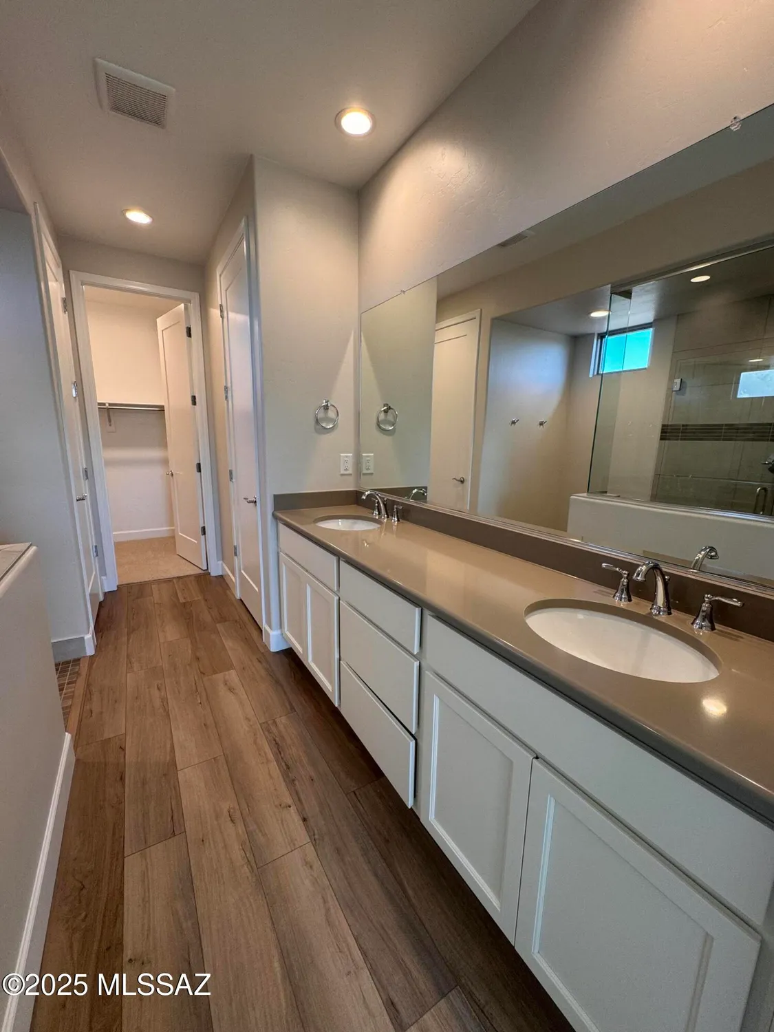 Property Slideshow image 9 of 14 | 30679 s willet way, Oracle, AZ, 85623
