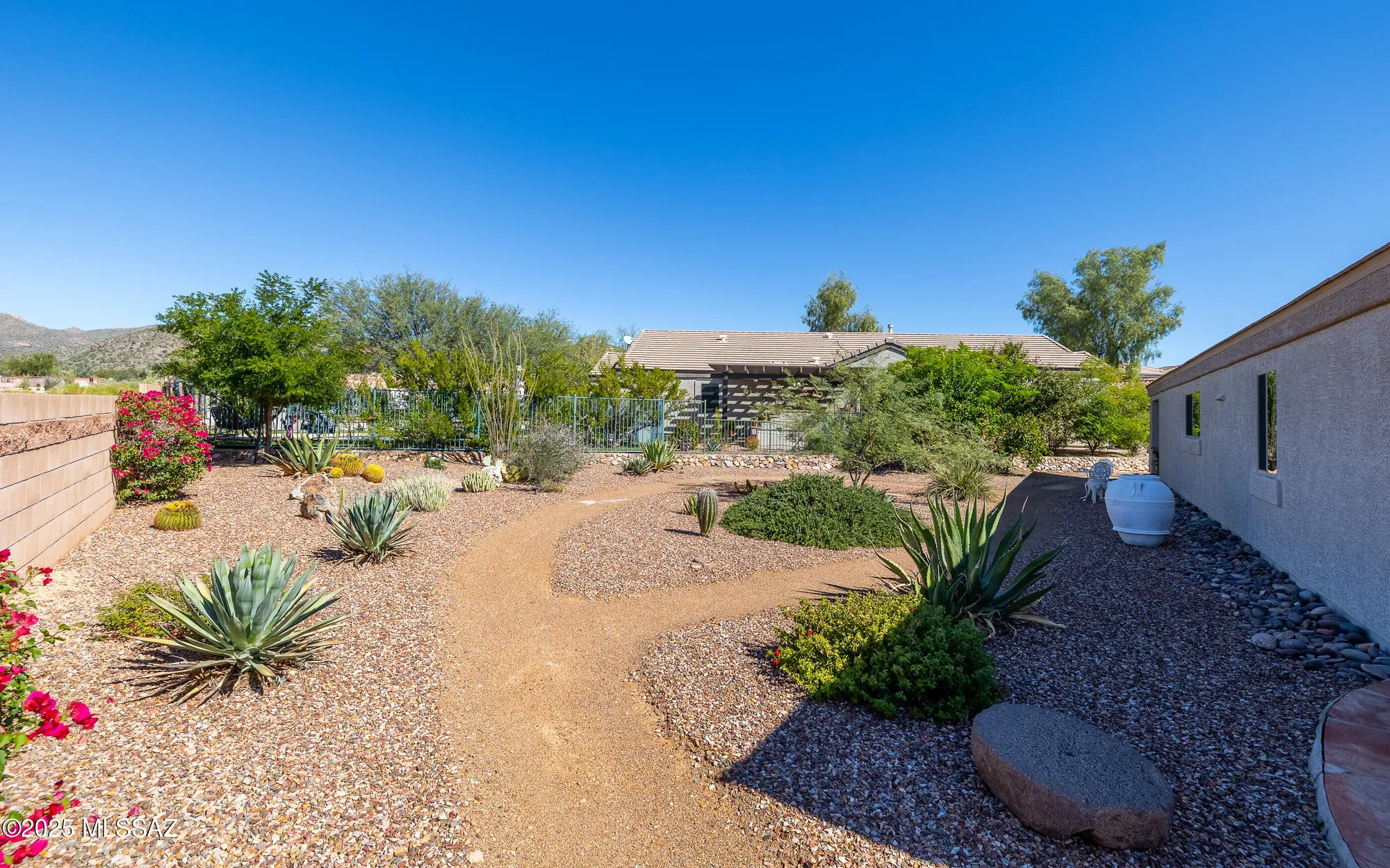Property Slideshow image 30 of 47 | 5375 w eagle claws ct, Marana, AZ, 85658