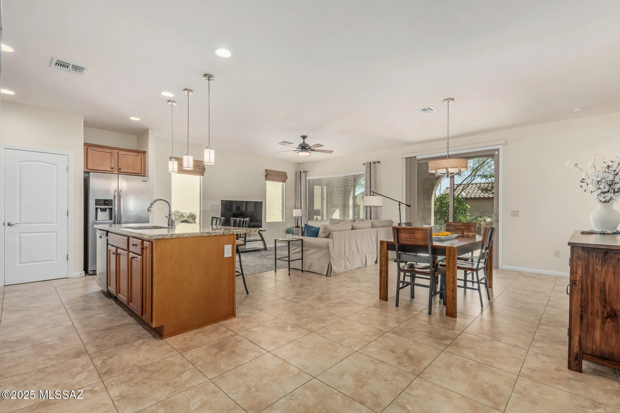 Property Slideshow image 7 of 40 | 844 n broken hills dr, Green Valley, AZ, 85614