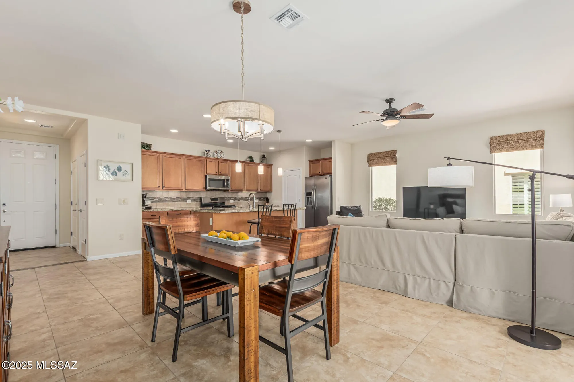 Property Slideshow image 9 of 40 | 844 n broken hills dr, Green Valley, AZ, 85614