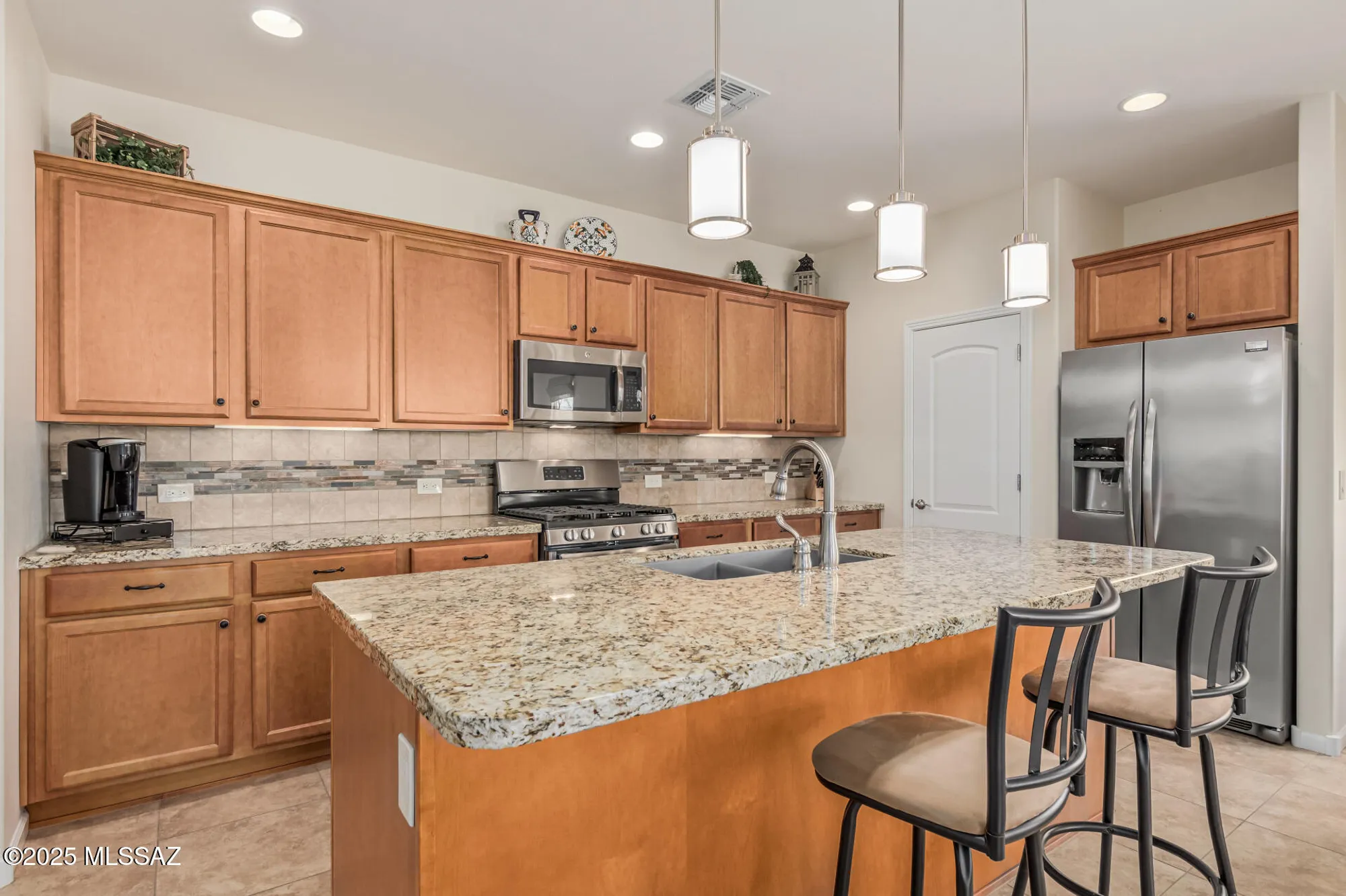 Property Slideshow image 18 of 40 | 844 n broken hills dr, Green Valley, AZ, 85614