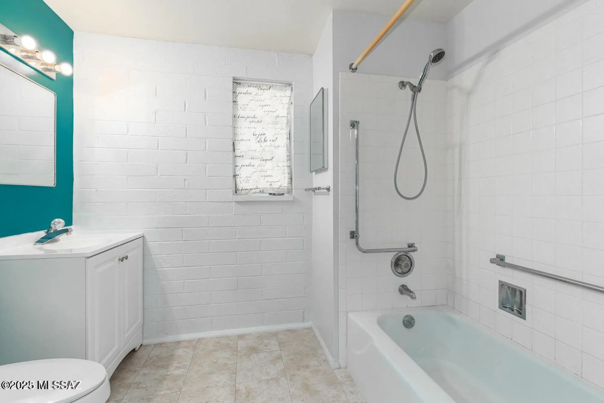 Property Slideshow image 12 of 16 | 317 s paseo quinta b, Green Valley, AZ, 85614