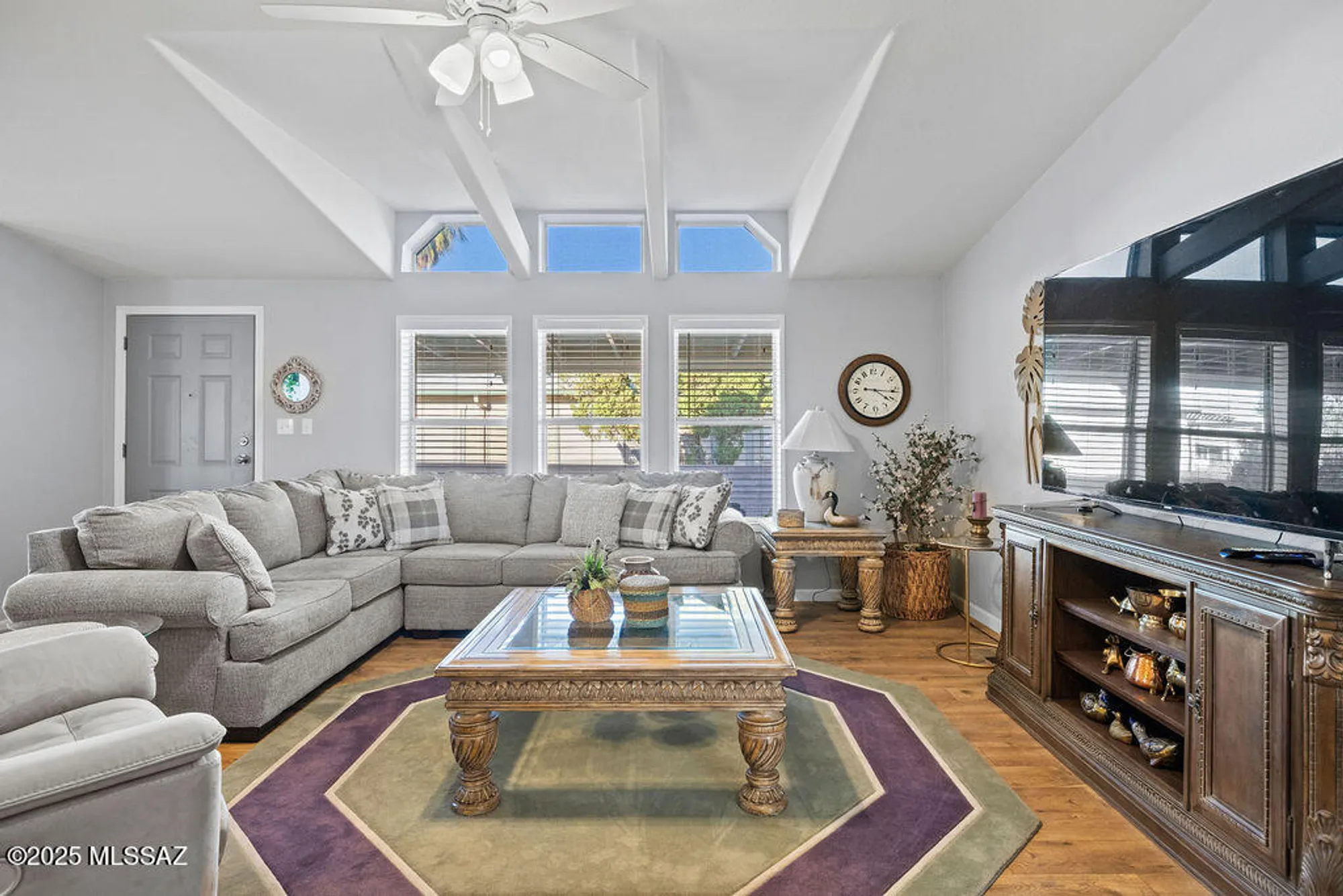 Property Slideshow image 4 of 25 | 107 w mora dr, Green Valley, AZ, 85614