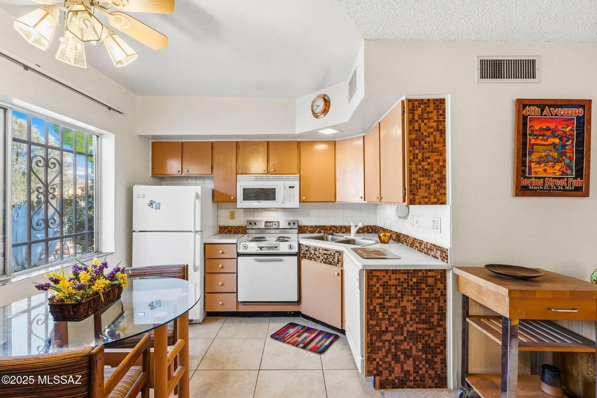 Property Slideshow image 7 of 29 | 1011 s calle de las casitas, Green Valley, AZ, 85614