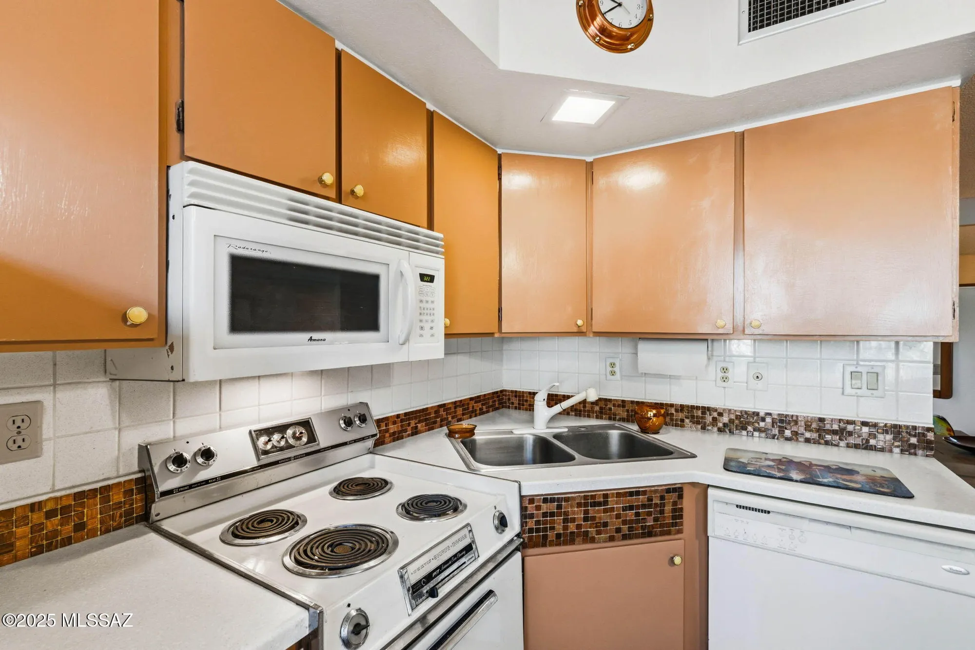 Property Slideshow image 11 of 29 | 1011 s calle de las casitas, Green Valley, AZ, 85614