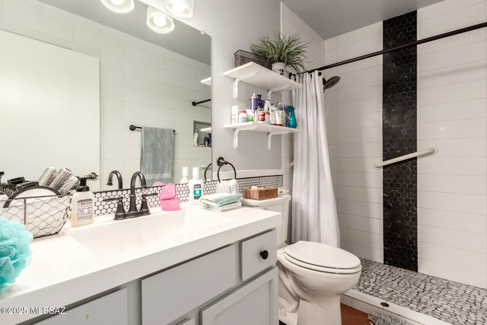 Property Slideshow image 19 of 30 | 801 w bella vista dr, Green Valley, AZ, 85614
