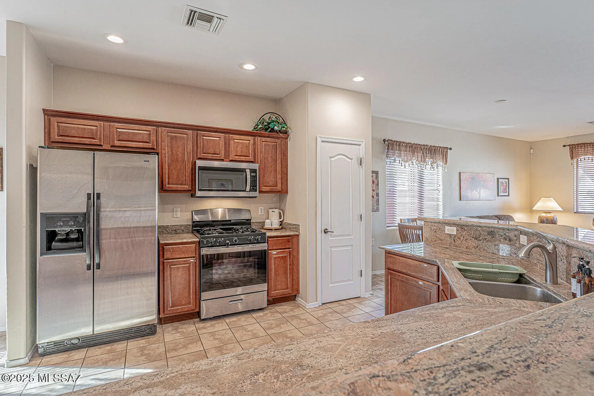 Property Slideshow image 14 of 51 | 2980 s royal aberdeen loop, Green Valley, AZ, 85614