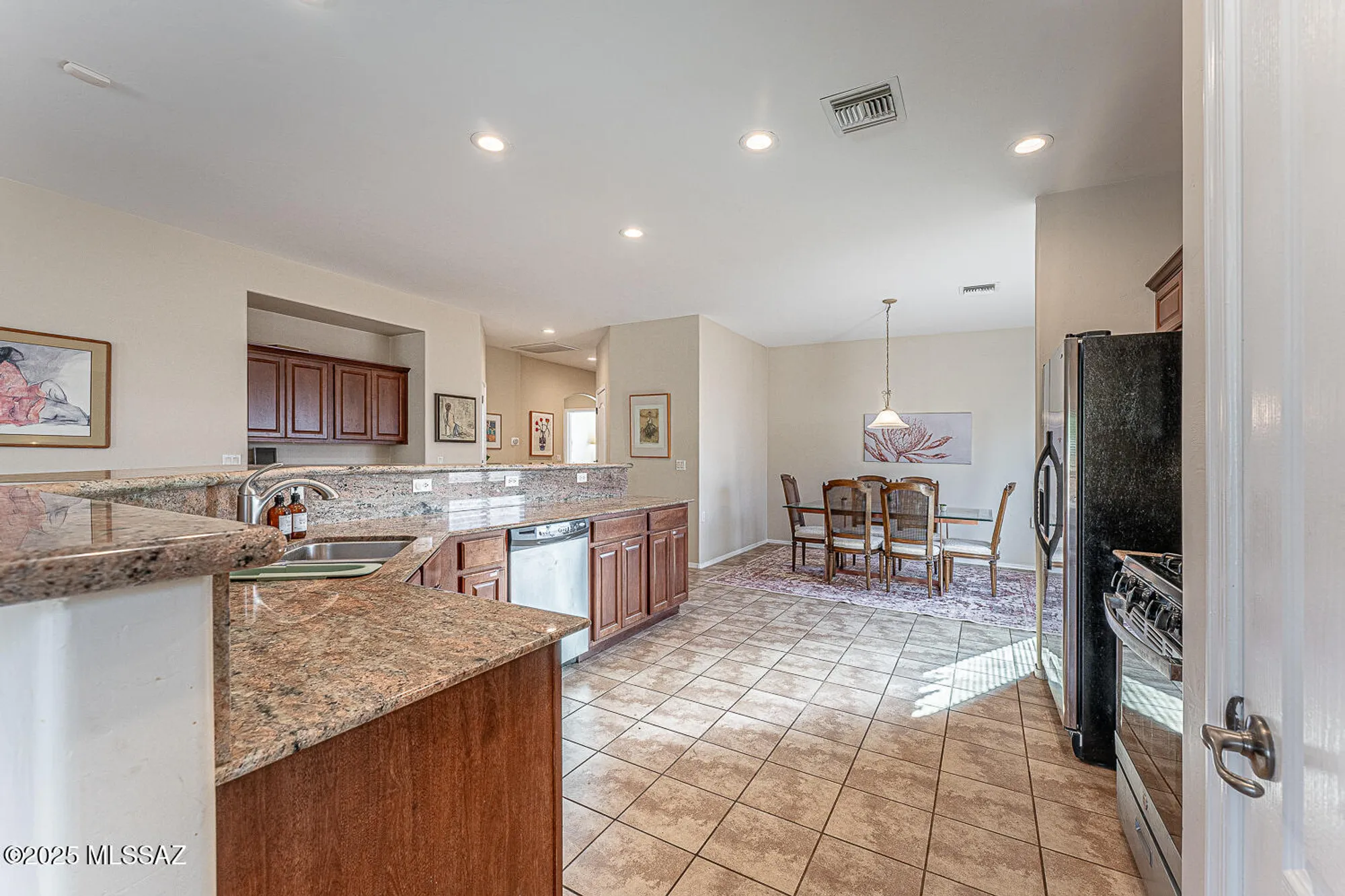Property Slideshow image 18 of 51 | 2980 s royal aberdeen loop, Green Valley, AZ, 85614