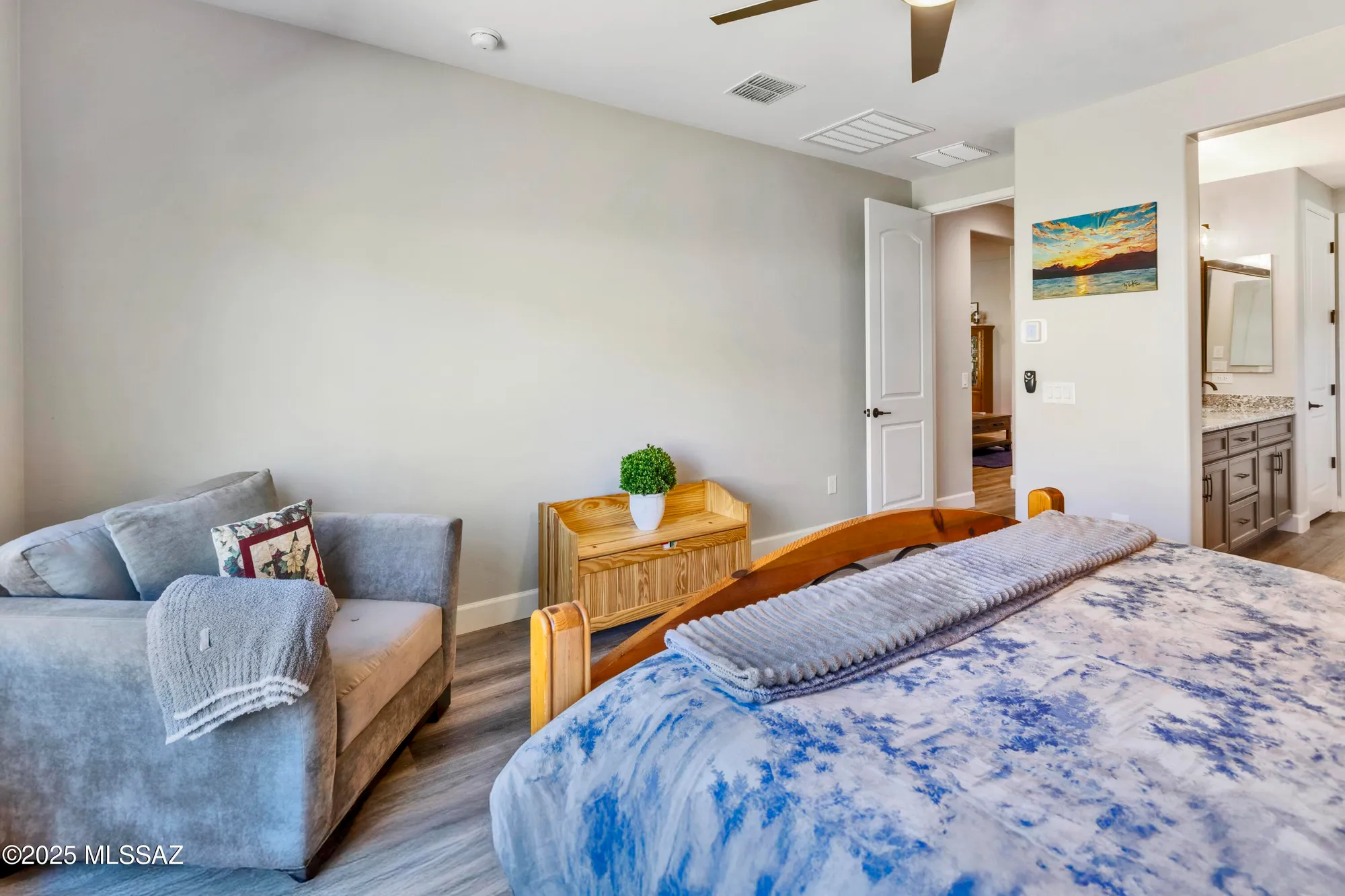 Property Slideshow image 17 of 44 | 30655 s sand hurst ln, Oracle, AZ, 85623