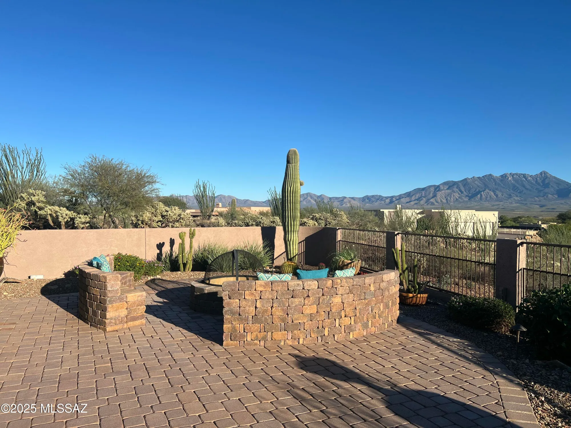 Property Slideshow image 37 of 50 | 1995 s via ventana a la montana, Green Valley, AZ, 85622