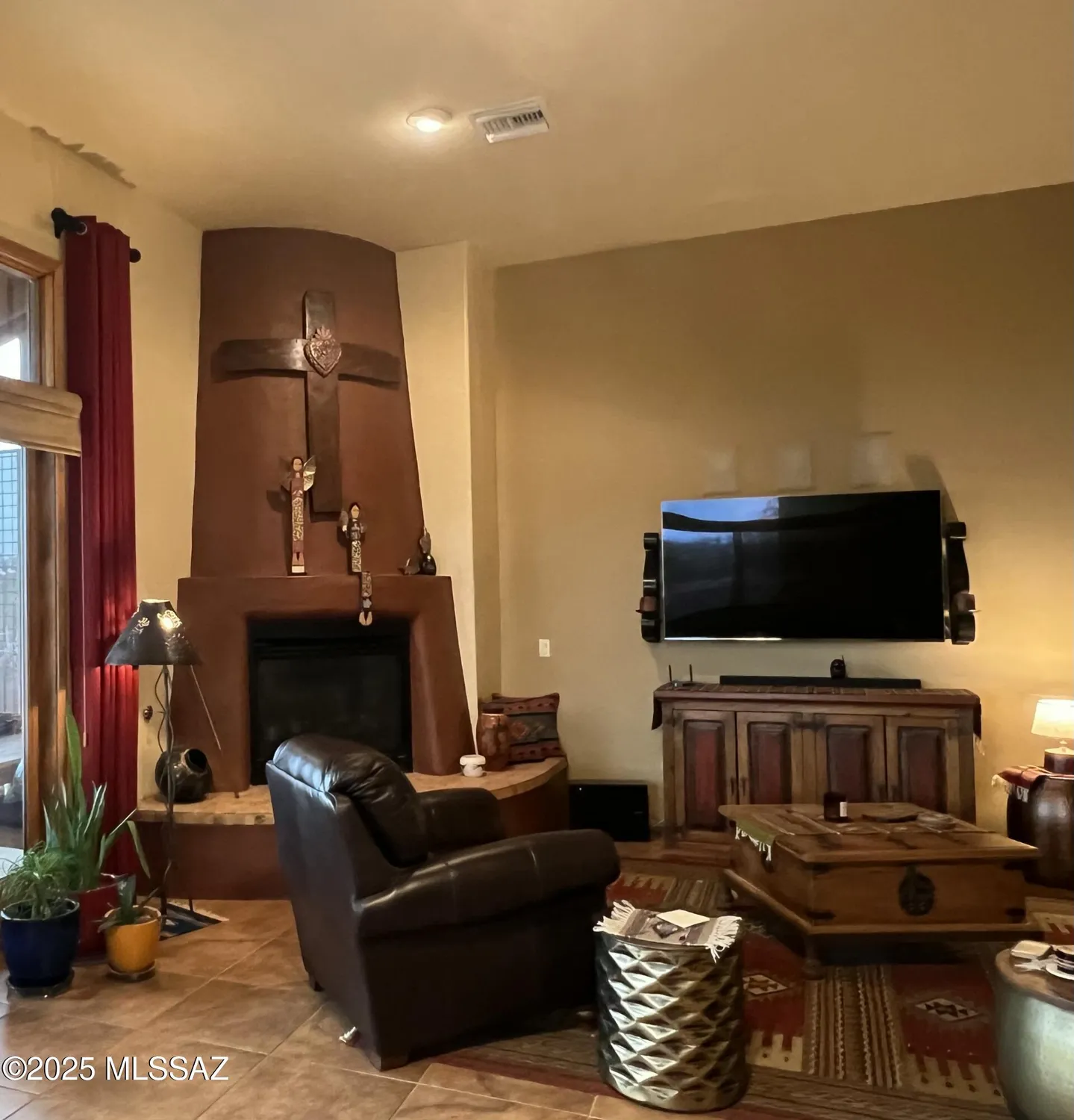 Property Slideshow image 13 of 50 | 1995 s via ventana a la montana, Green Valley, AZ, 85622