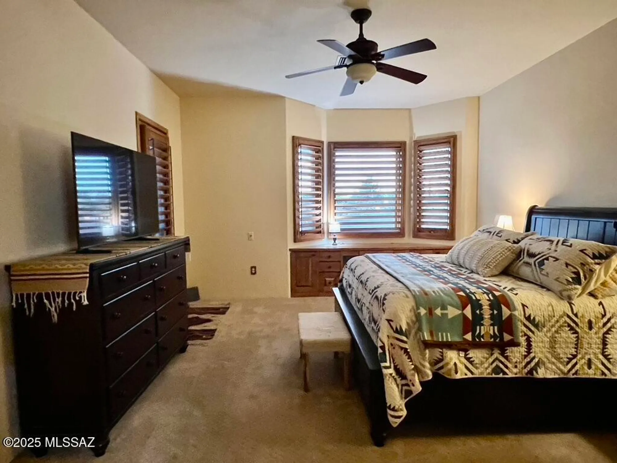 Property Slideshow image 28 of 50 | 1995 s via ventana a la montana, Green Valley, AZ, 85622