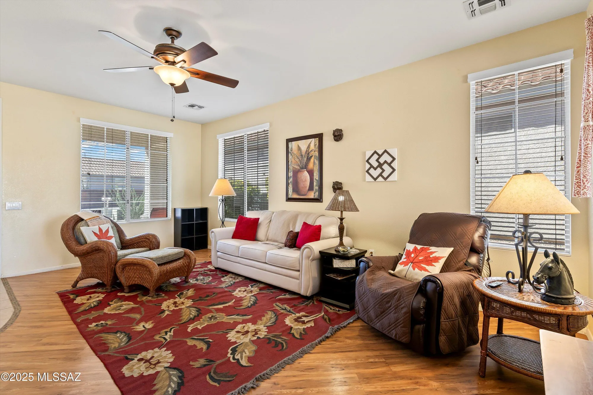 Property Slideshow image 2 of 38 | 8116 w blowing tumbleweed pl, Tucson, AZ, 85743