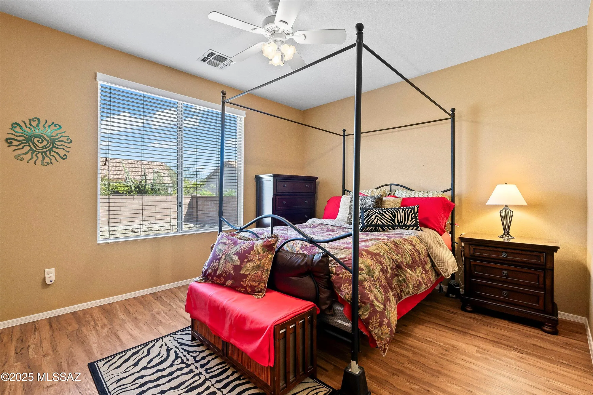 Property Slideshow image 5 of 38 | 8116 w blowing tumbleweed pl, Tucson, AZ, 85743